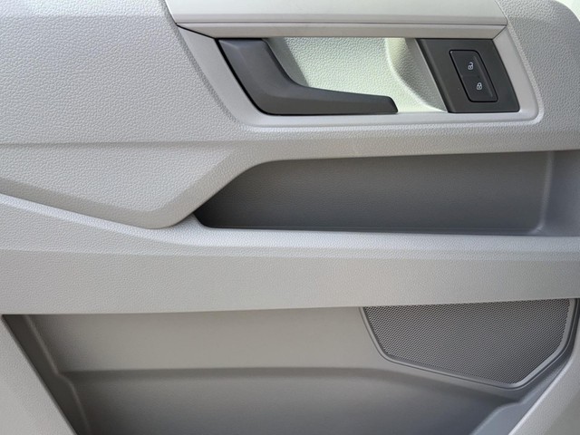 Bild 9: Volkswagen Crafter 35 Kasten 2.0 TDI MITTELLANG HOCHDACH KAMERA PDC GRA DAB+