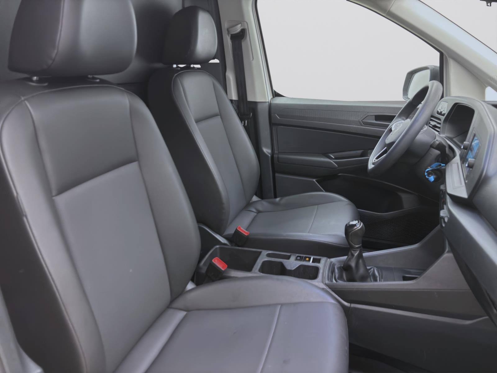 Bild 14: Volkswagen Caddy Cargo 2.0 TDI SITZHZG GRA PDC DAB+