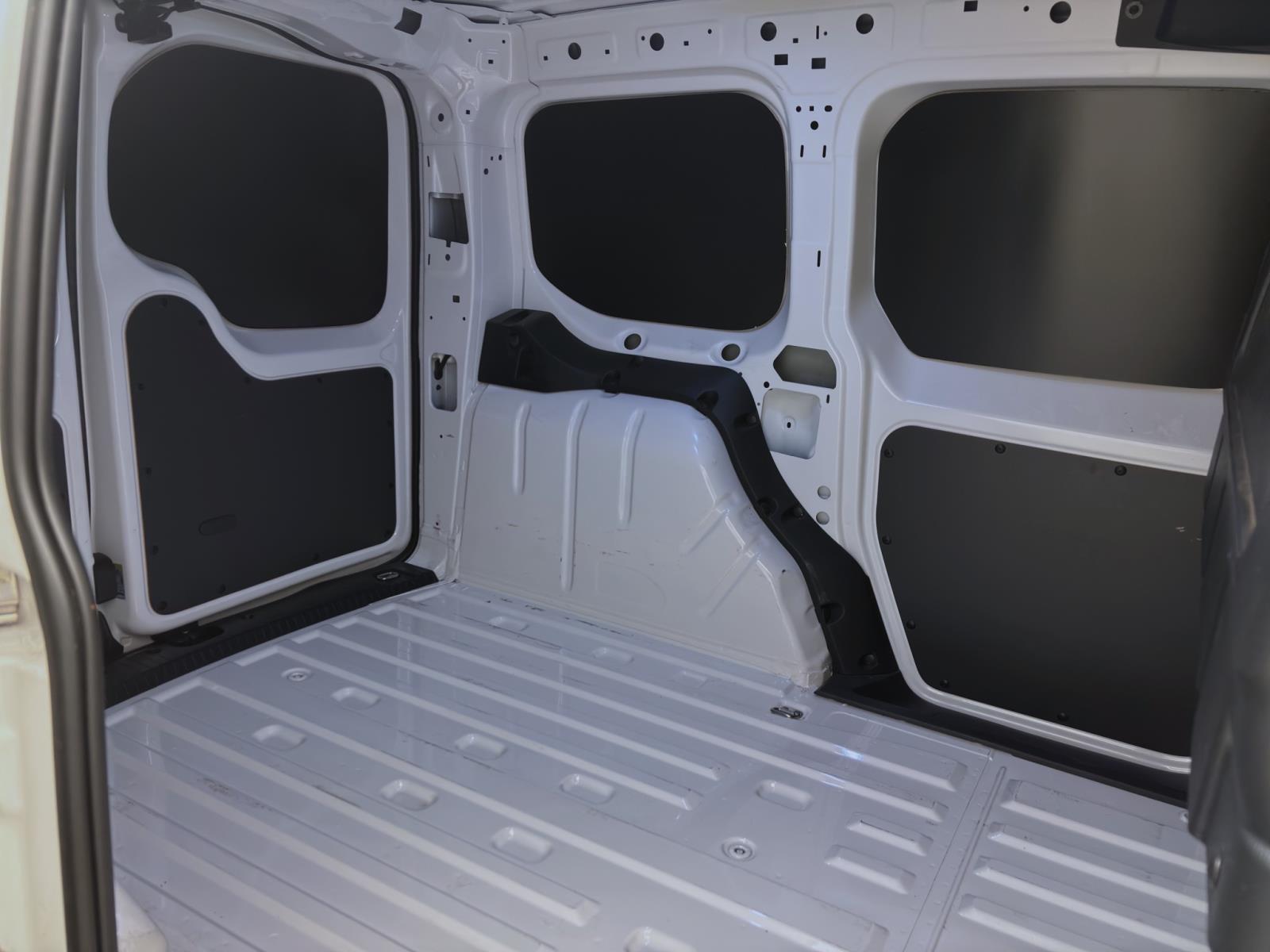 Bild 13: Volkswagen Caddy Cargo 2.0 TDI KASTEN SITZHZG BLUETOOTH PDC