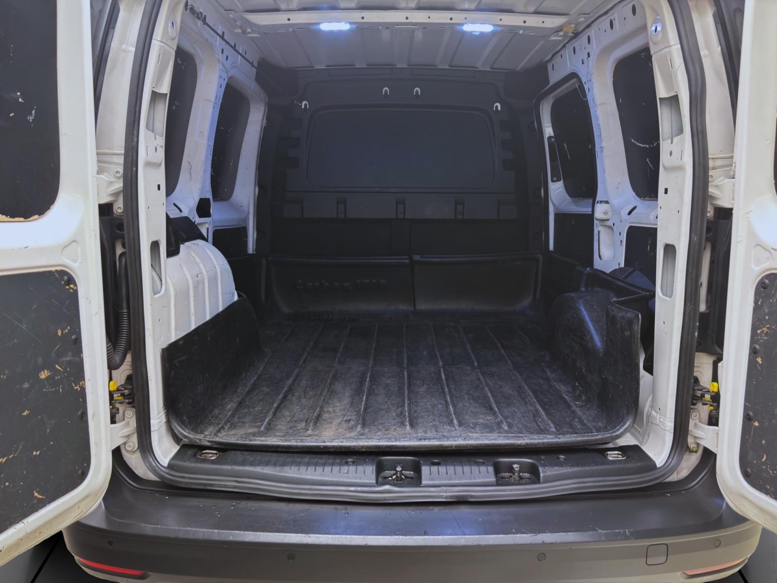 Bild 2: Volkswagen Caddy Cargo 2.0 TDI SITZHZG GRA PDC DAB+