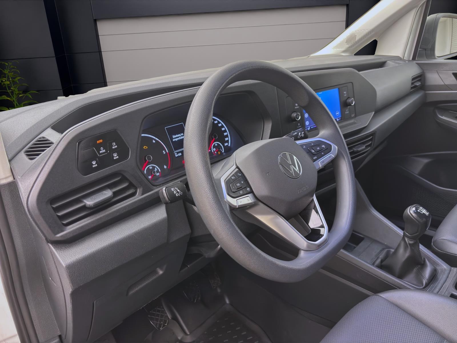 Bild 9: Volkswagen Caddy Cargo 2.0 TDI SITZHZG BLUETOOTH PDC DAB+