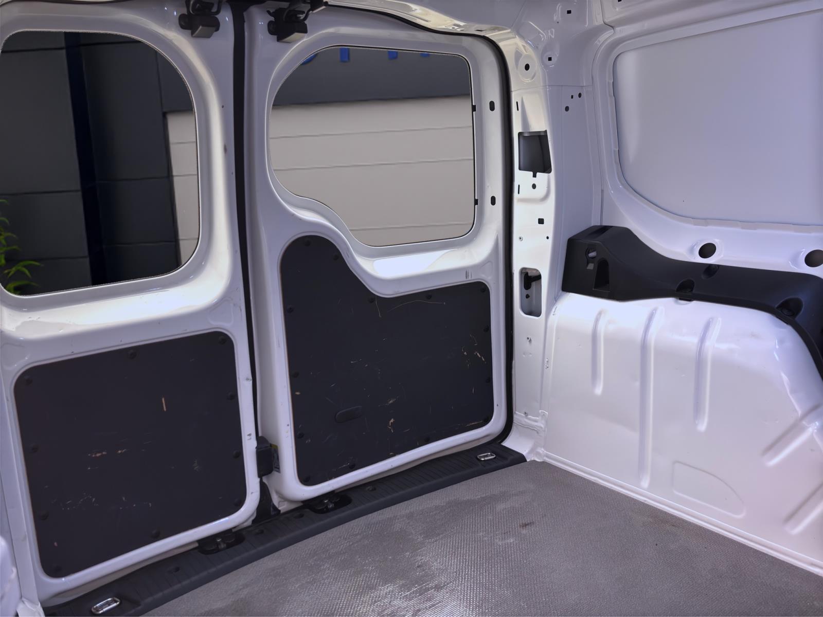 Bild 13: Volkswagen Caddy Cargo 2.0 TDI KASTEN KAMERA NAVI ACC