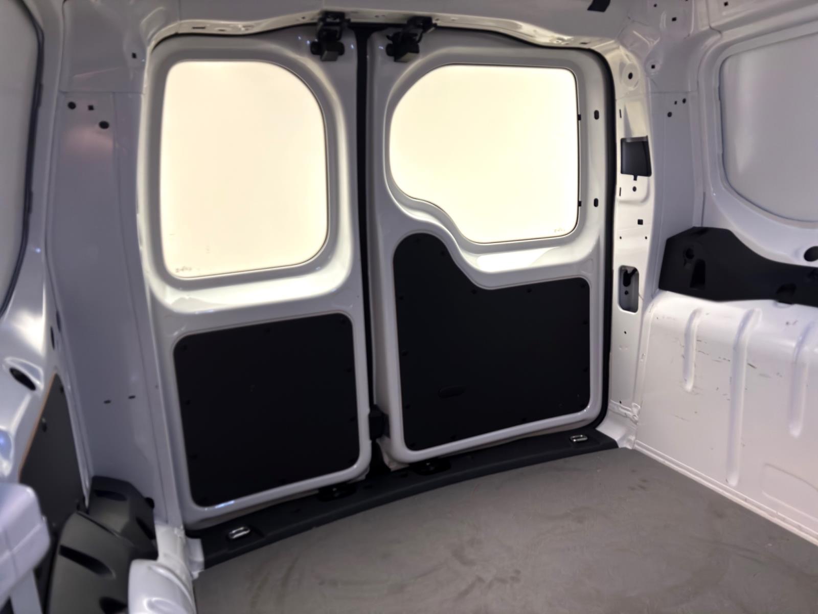 Bild 16: Volkswagen Caddy Cargo 2.0 TDI KASTEN PDC BLUETOOTH SITZHZG