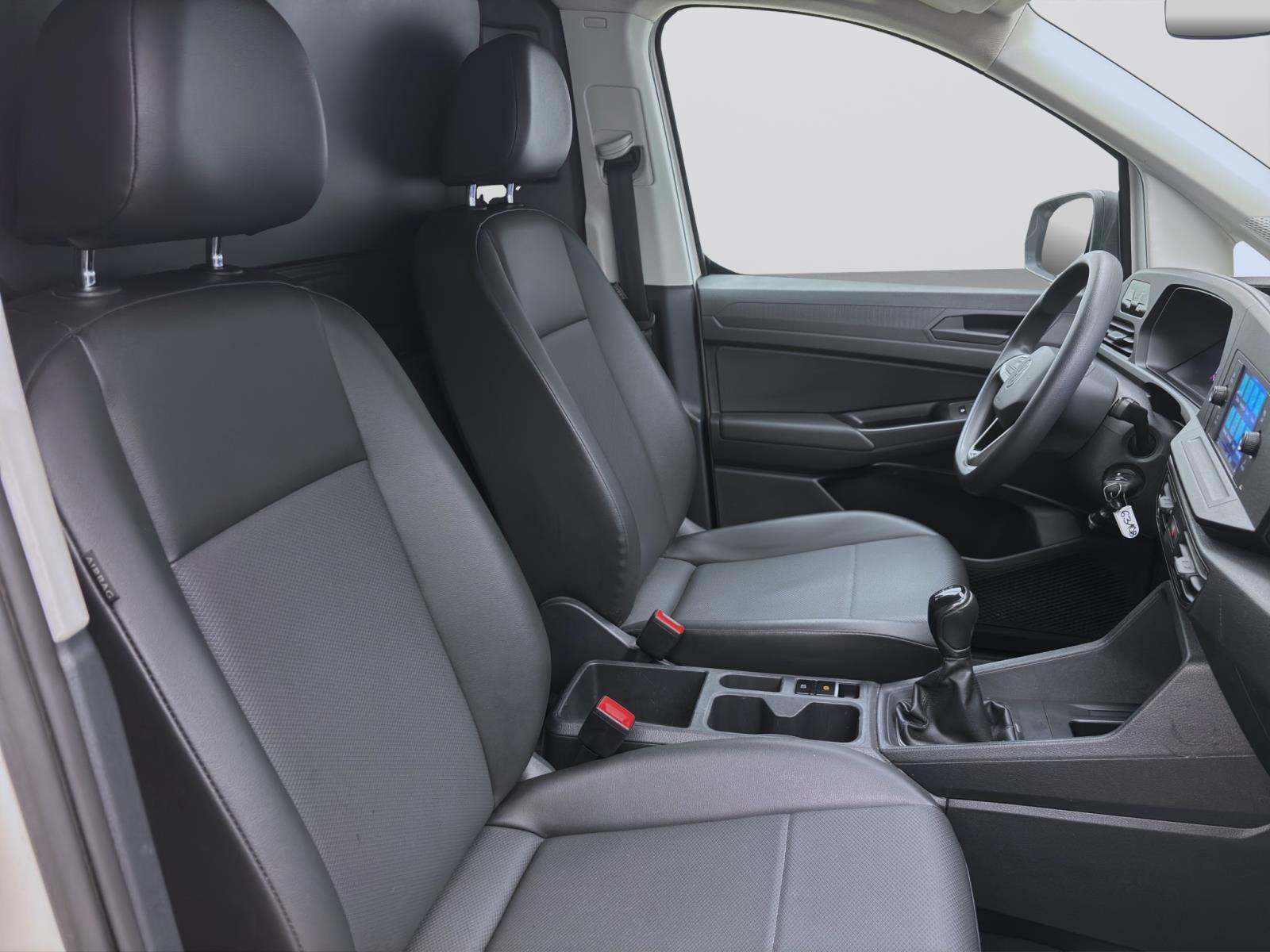 Bild 14: Volkswagen Caddy Cargo 2.0 TDI SITZHZG PDC GRA DAB+