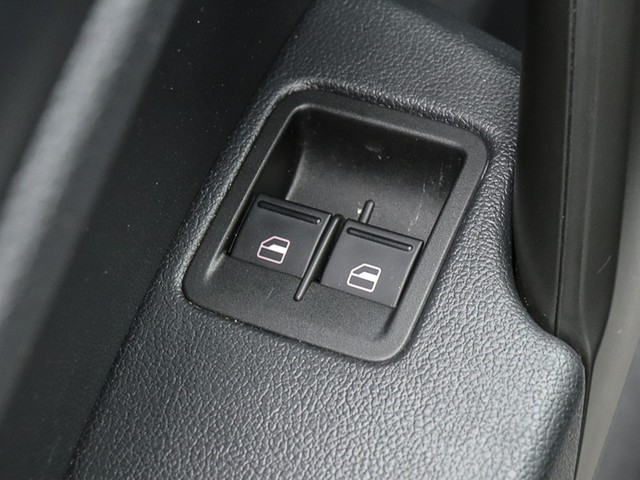 Bild 13: Volkswagen Caddy 2.0 TDI KASTEN PDC KLIMA