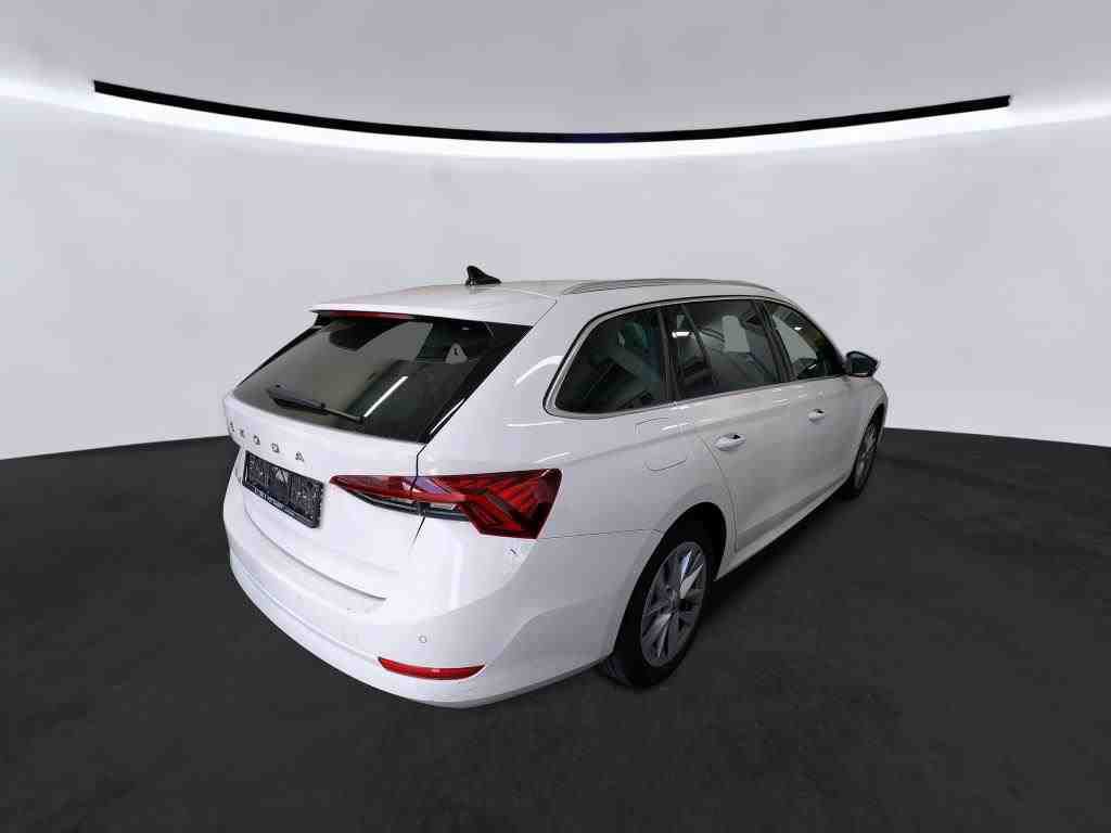 Skoda Octavia Combi 2.0 TDI DSG STYLE NAVI AHK KLIMA PDC