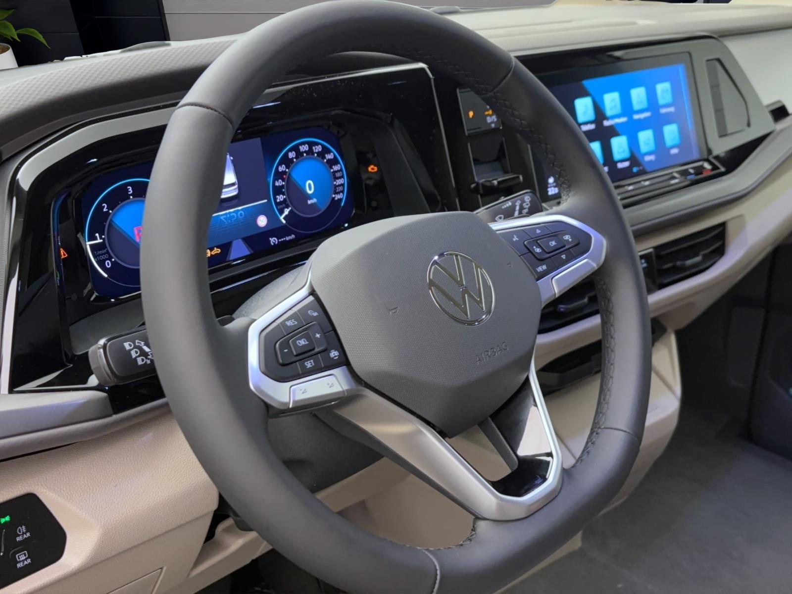 Volkswagen T7 Multivan Dispo2,0 DSG TDI Sofort Verfügbar