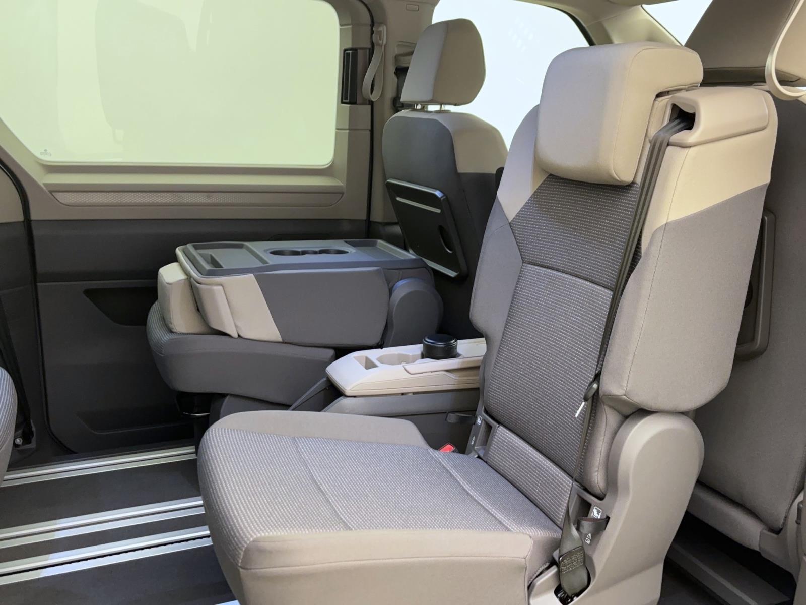 Volkswagen Multivan VW NFZ Motor  2 0 l SCR 110 kW 7-Gang-Doppelkupplungsgetriebe Radstand: 31 Dispo 2,0 DSG TDI Sofort Verfügbar