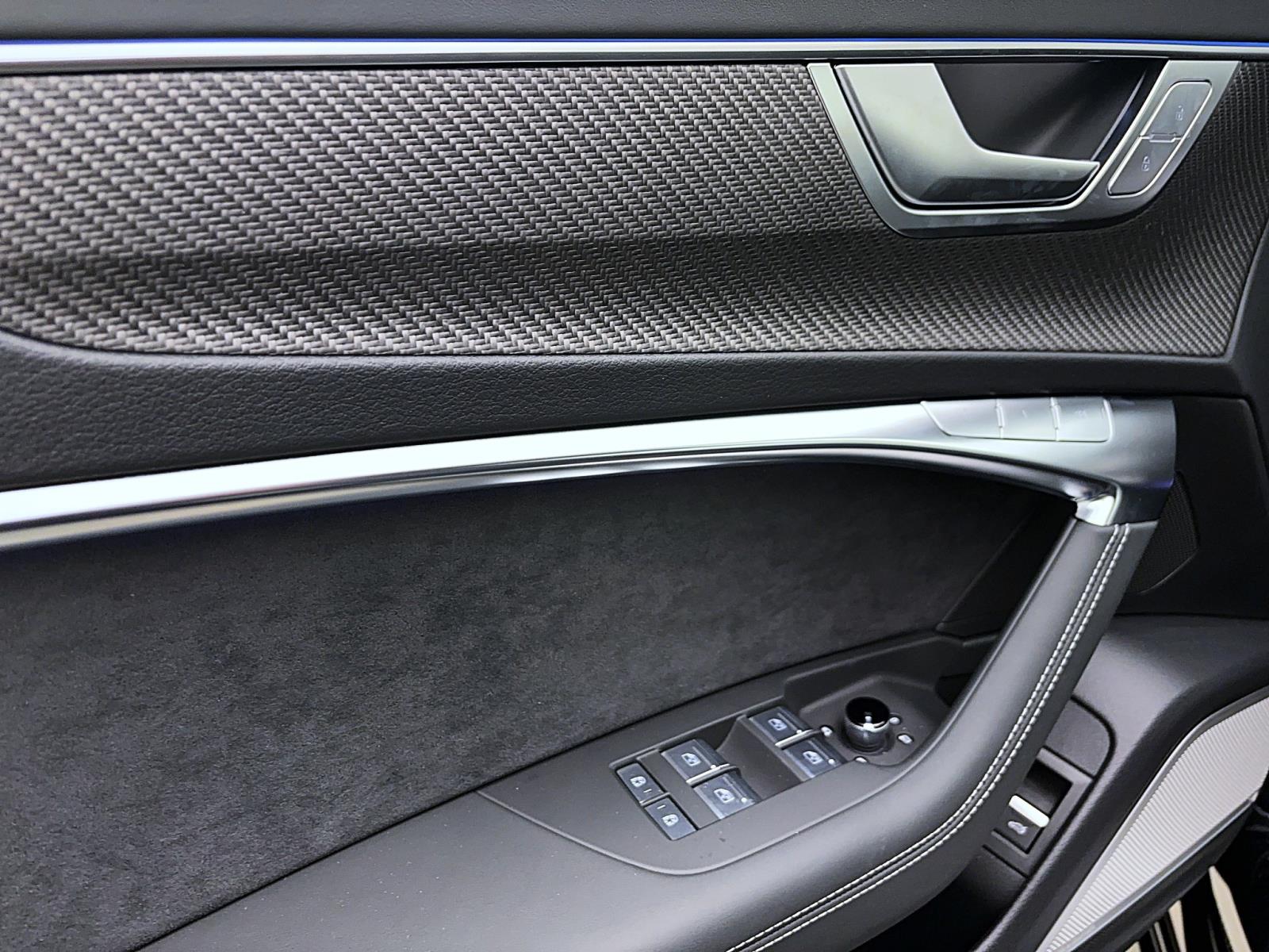 Audi RS6 Avant Q B&O HuD eKLAPPE LEDER LM22