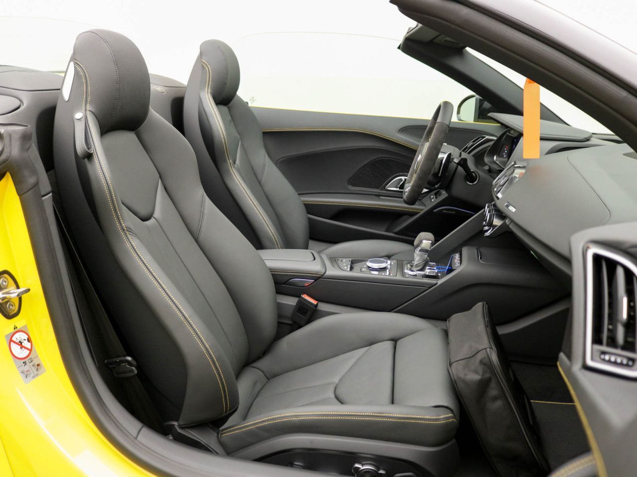 Audi R8 Spyder PERFORMANCE B&O LM20 KAMERA