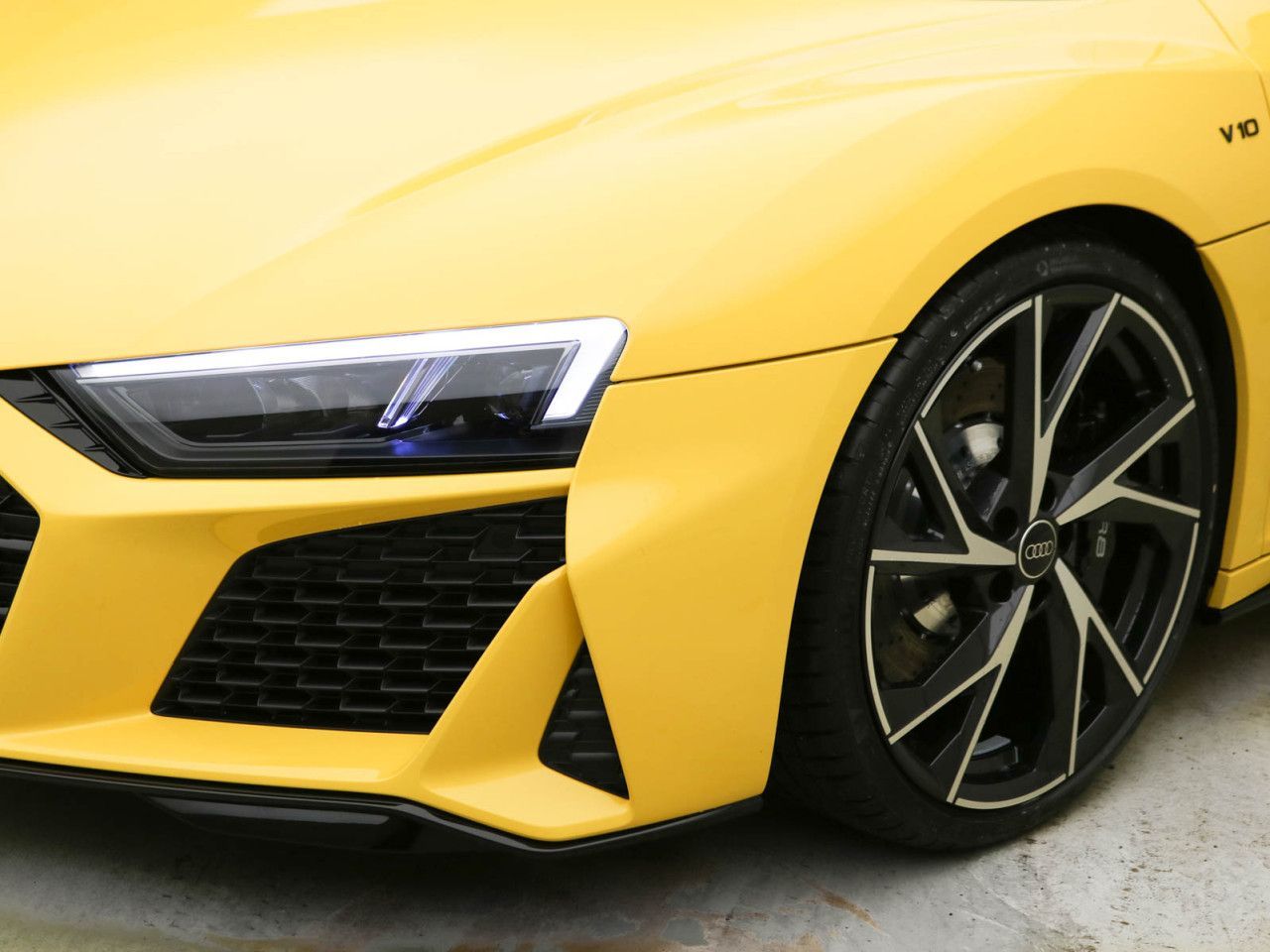 Audi R8 Spyder PERFORMANCE B&O LM20 KAMERA