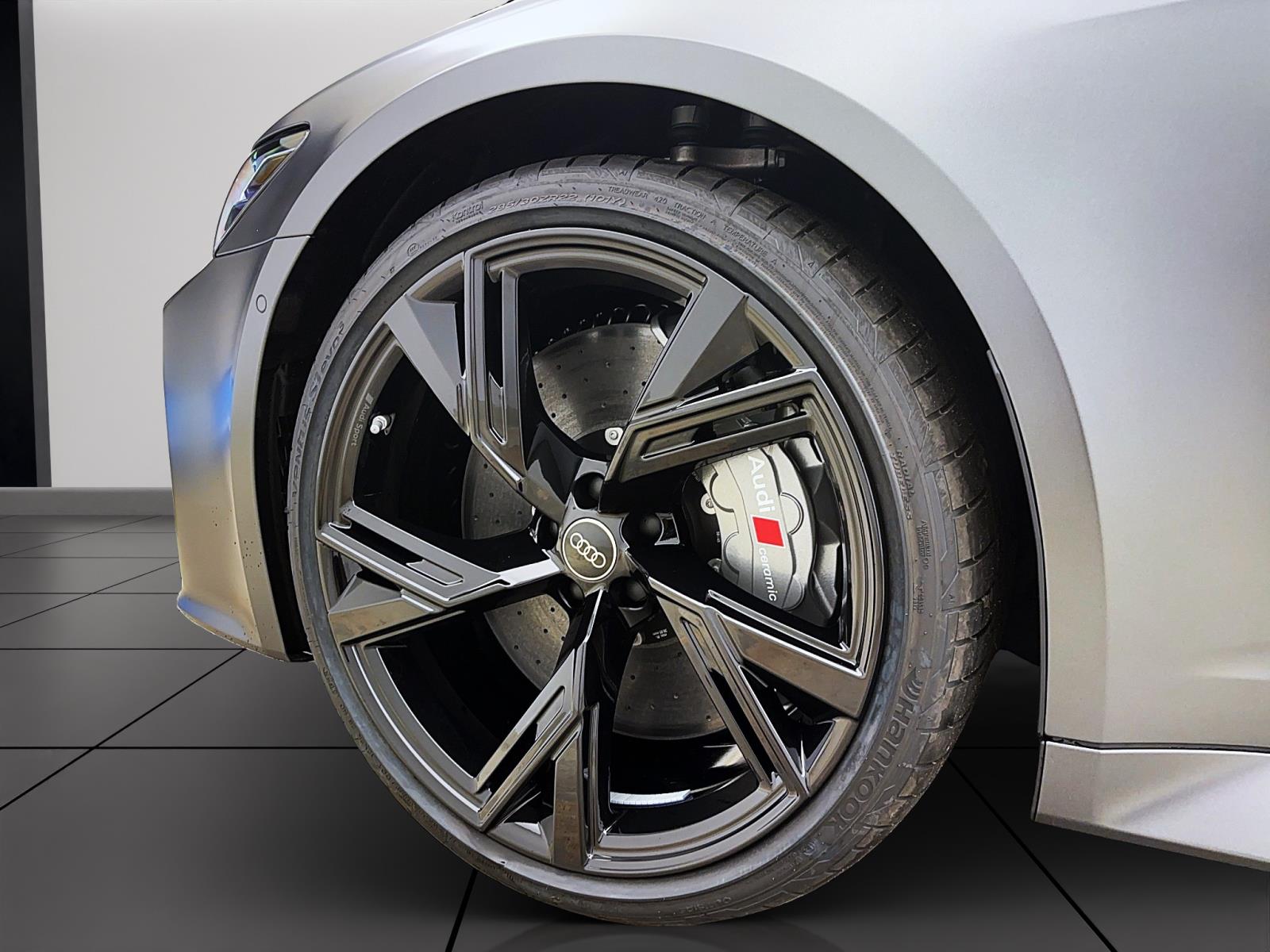 Audi RS6 Avant 441(600) kW(PS) tiptroni
