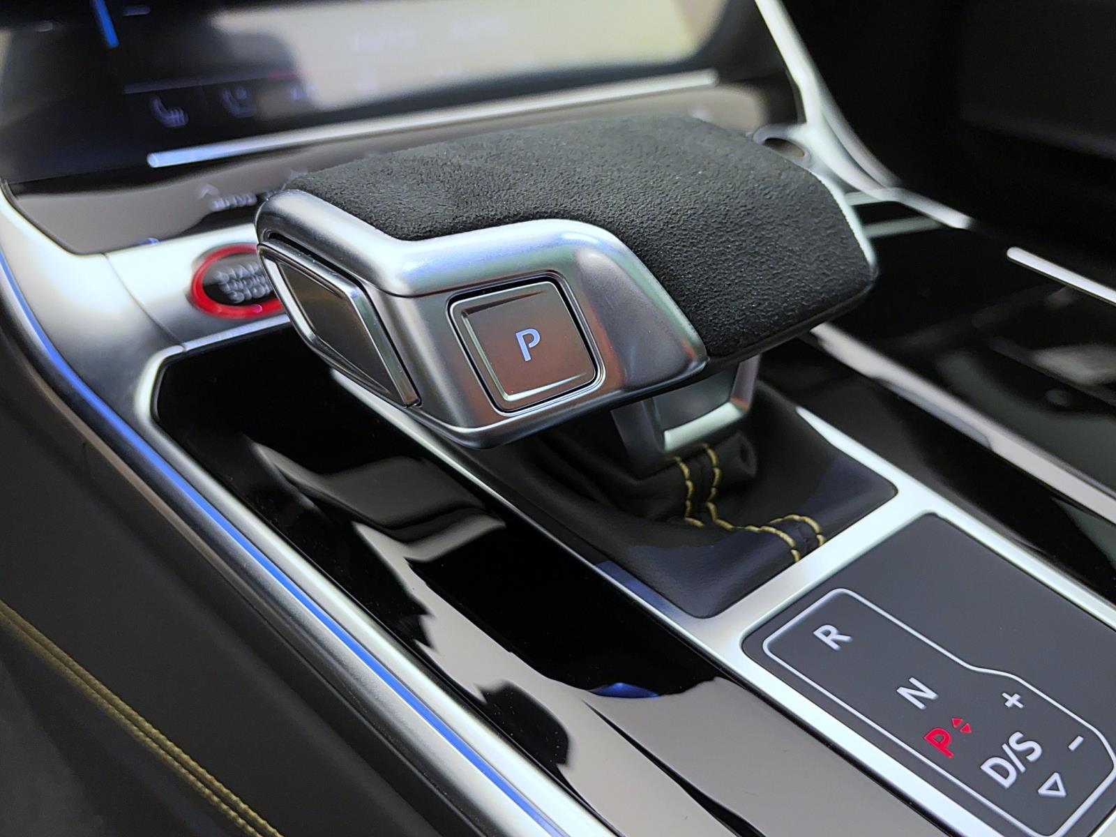 Audi RS6 Avant 441(600) kW(PS) tiptroni