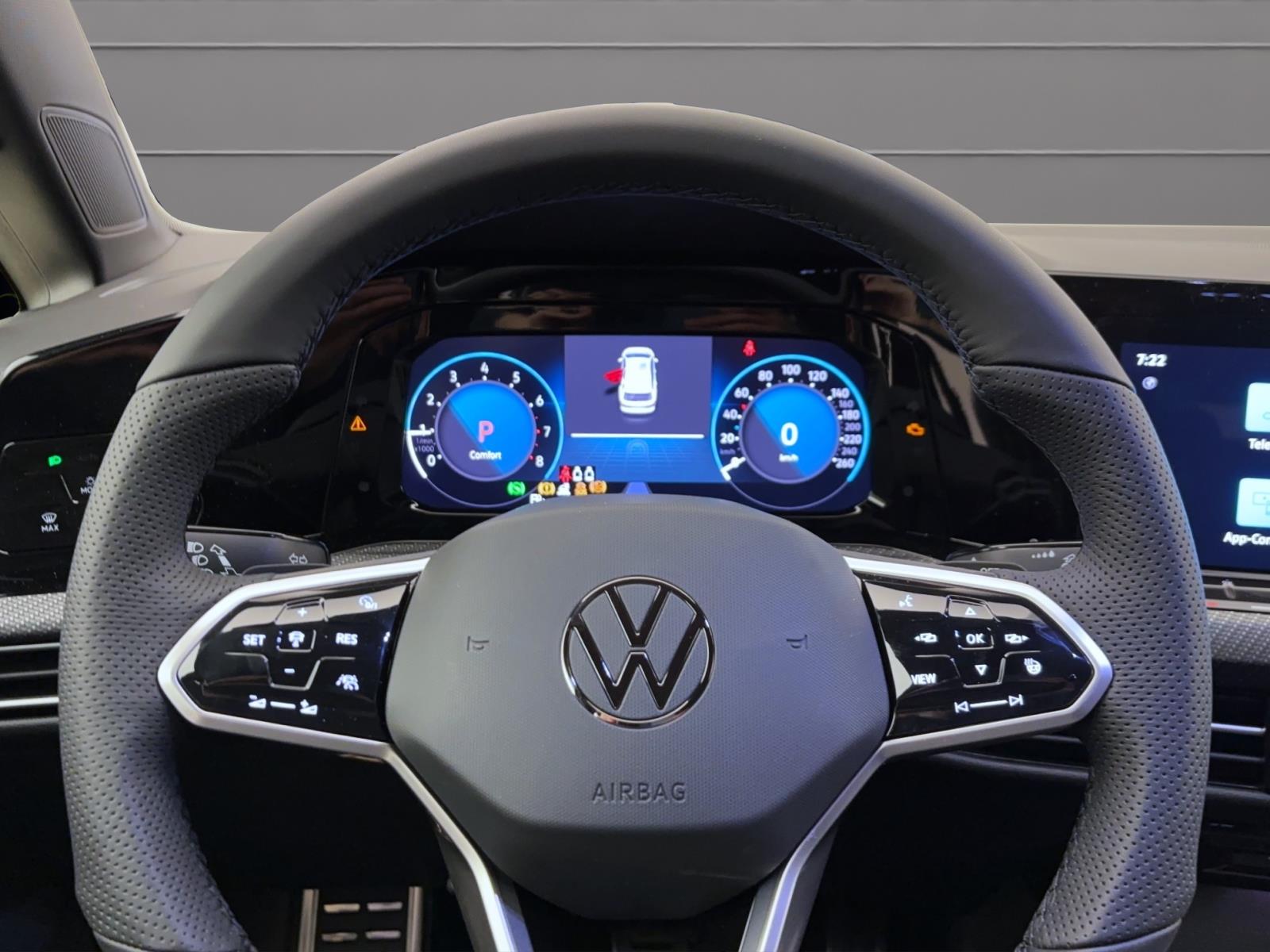 Volkswagen Golf Variant VIII R-Line1.5 eTSI DSG
