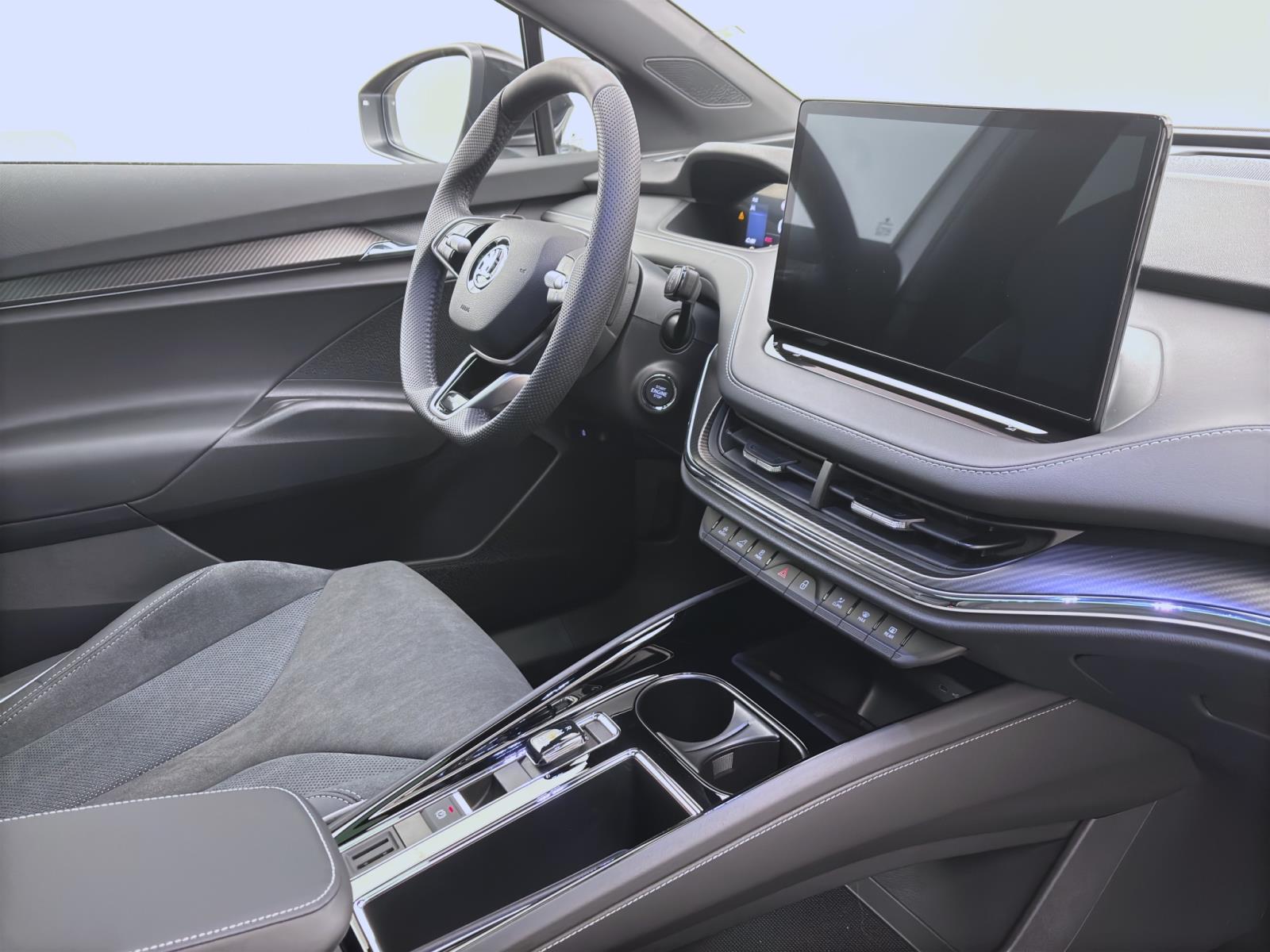 Skoda ENYAQ iV 85 SPORTLINE AHK PANO 21 WÄRMEP. NAV KAM MATRIX