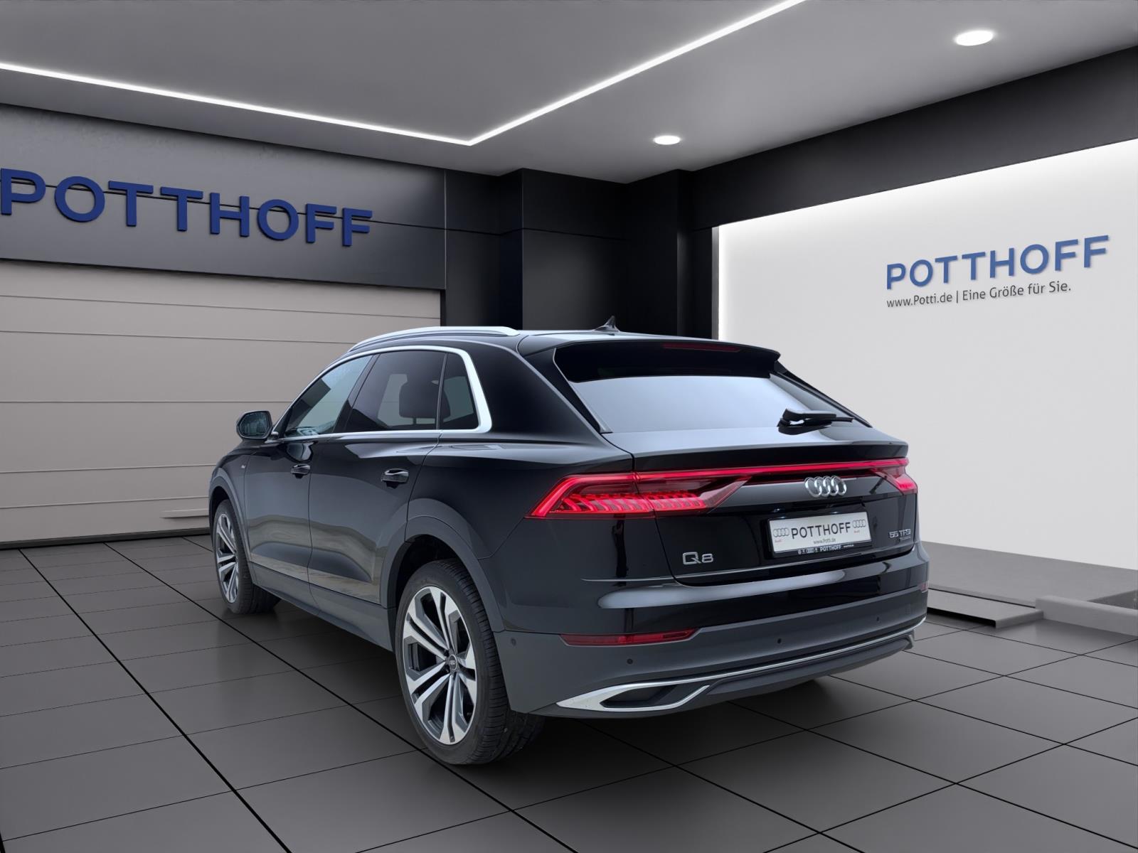 Audi Q8 55 TFSI quattro tiptronic