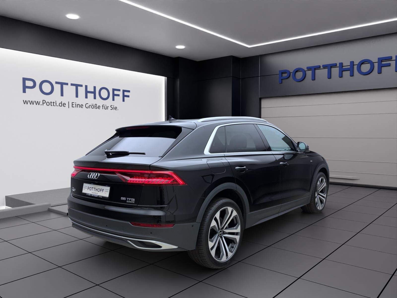 Audi Q8 55 TFSI quattro tiptronic