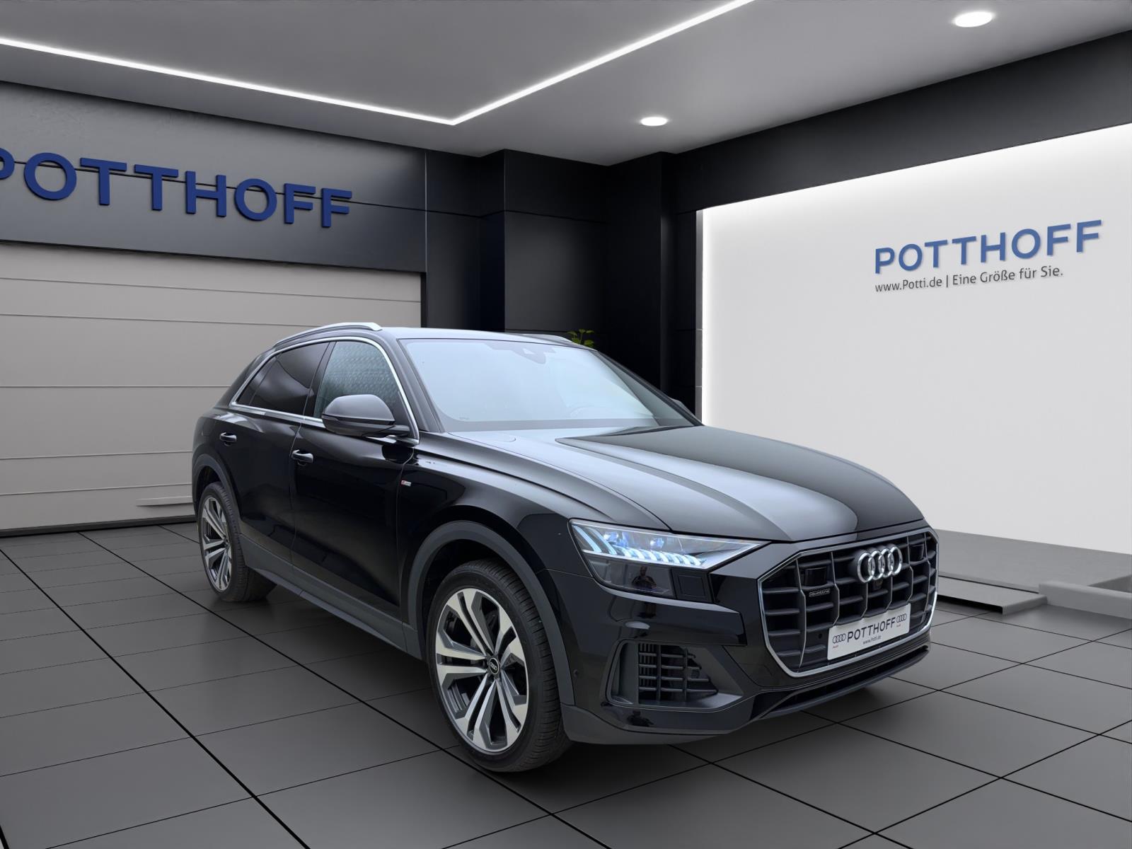 Audi Q8 55 TFSI quattro tiptronic