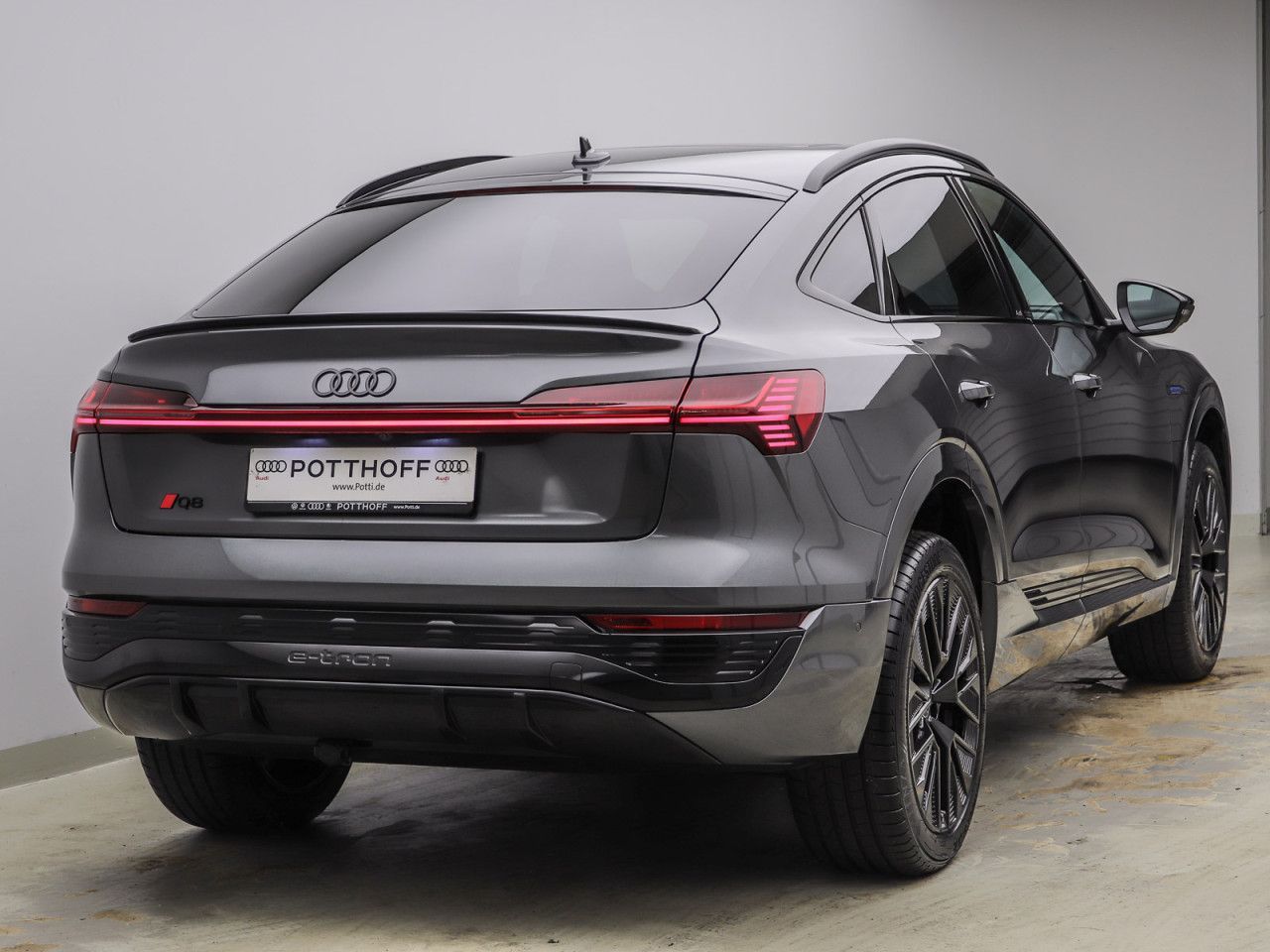 Audi Q8 e-tron Sportback 55 quattro S line