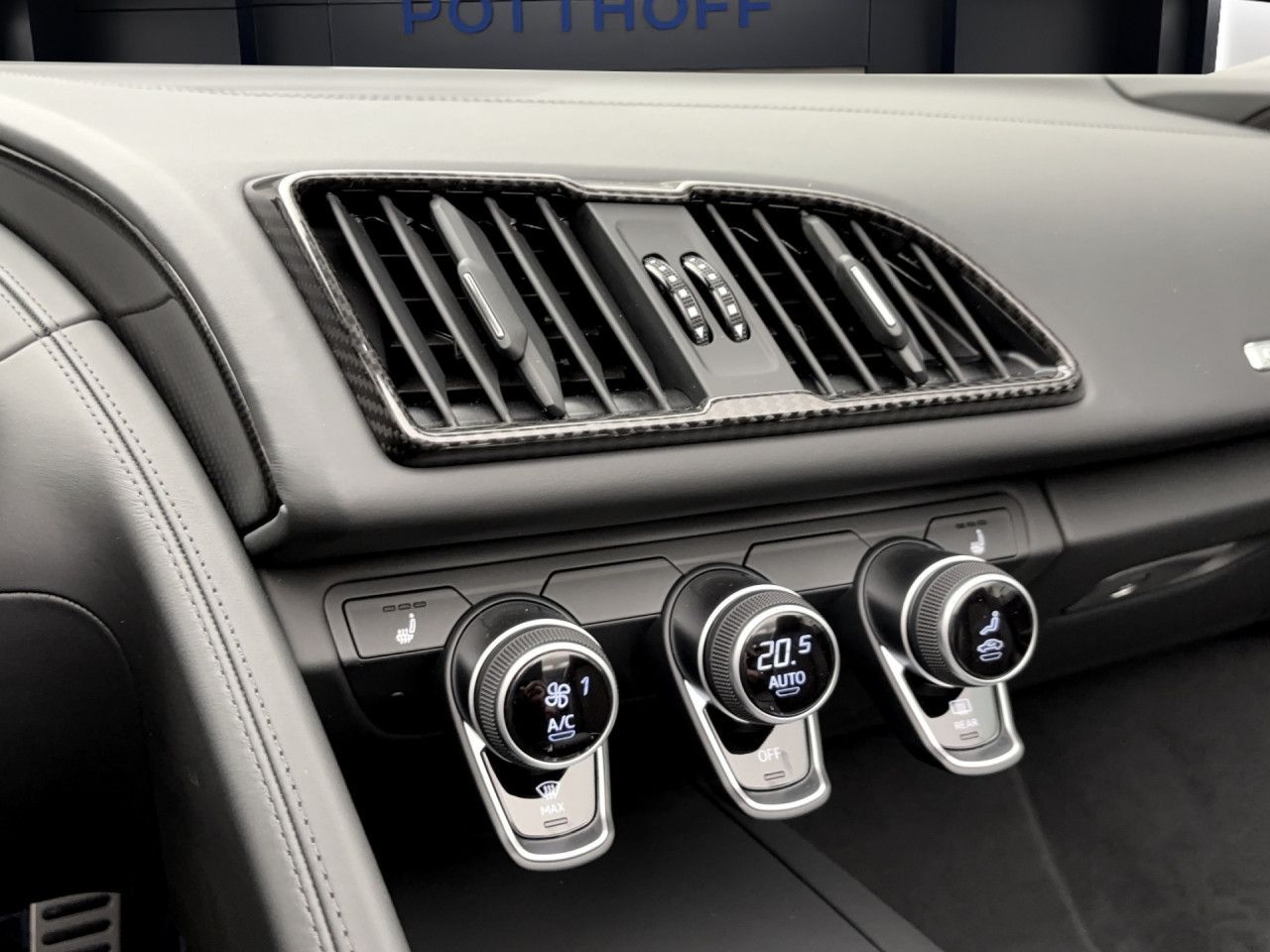 Audi R8 Spyder V10 performance quattro 456(620) kW(PS) S tronic