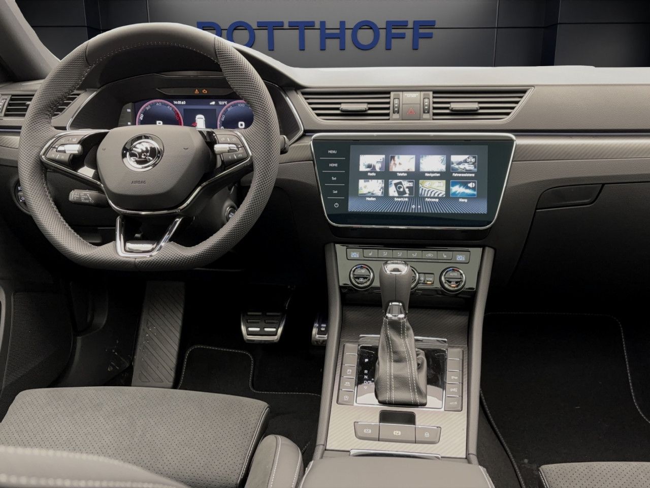 Skoda Superb COMBI SPORTLINE AHK MATRIX STANDH PANO NAVI VOLL!!!