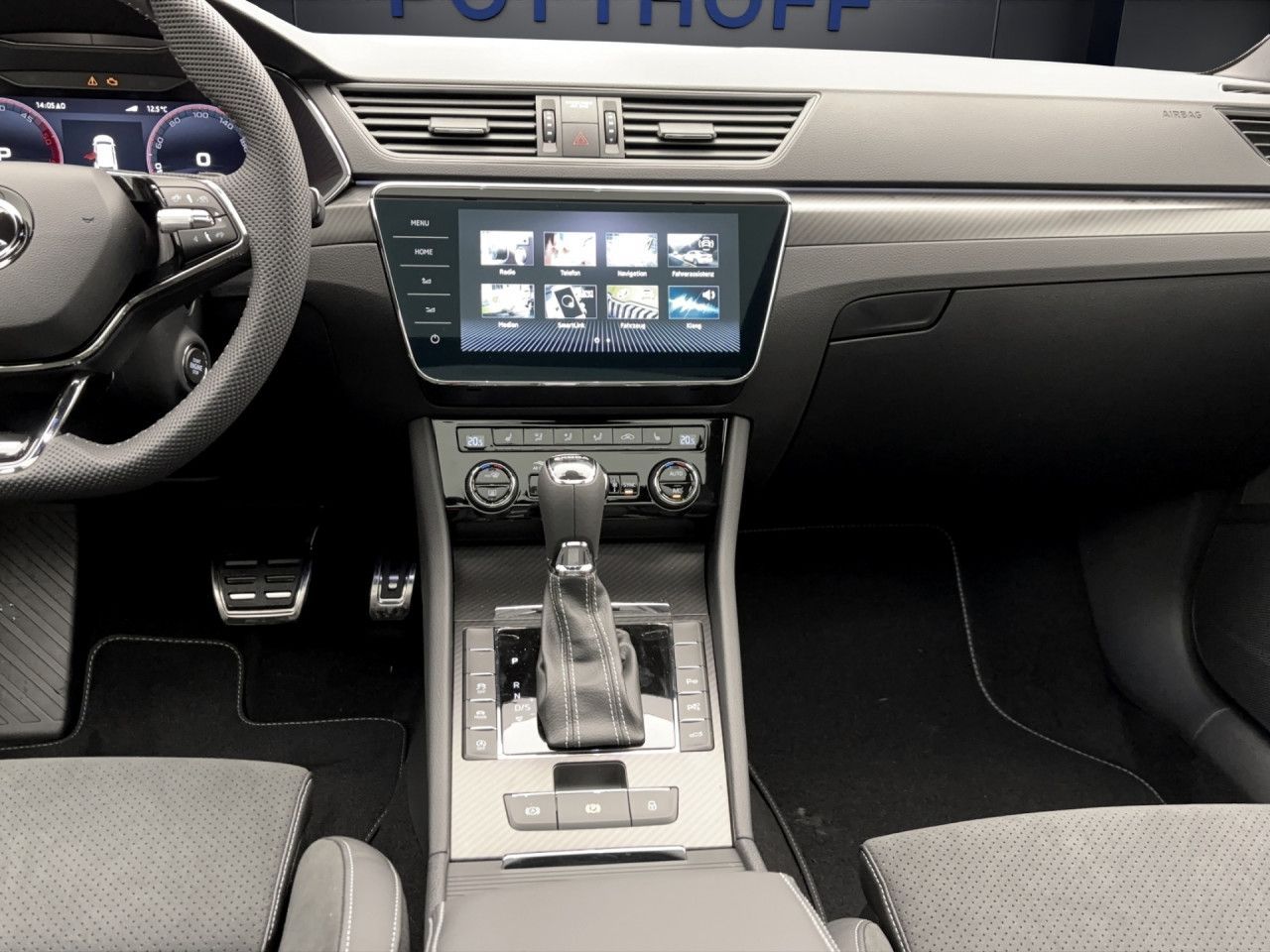 Skoda Superb COMBI SPORTLINE AHK MATRIX STANDH PANO NAVI VOLL!!!