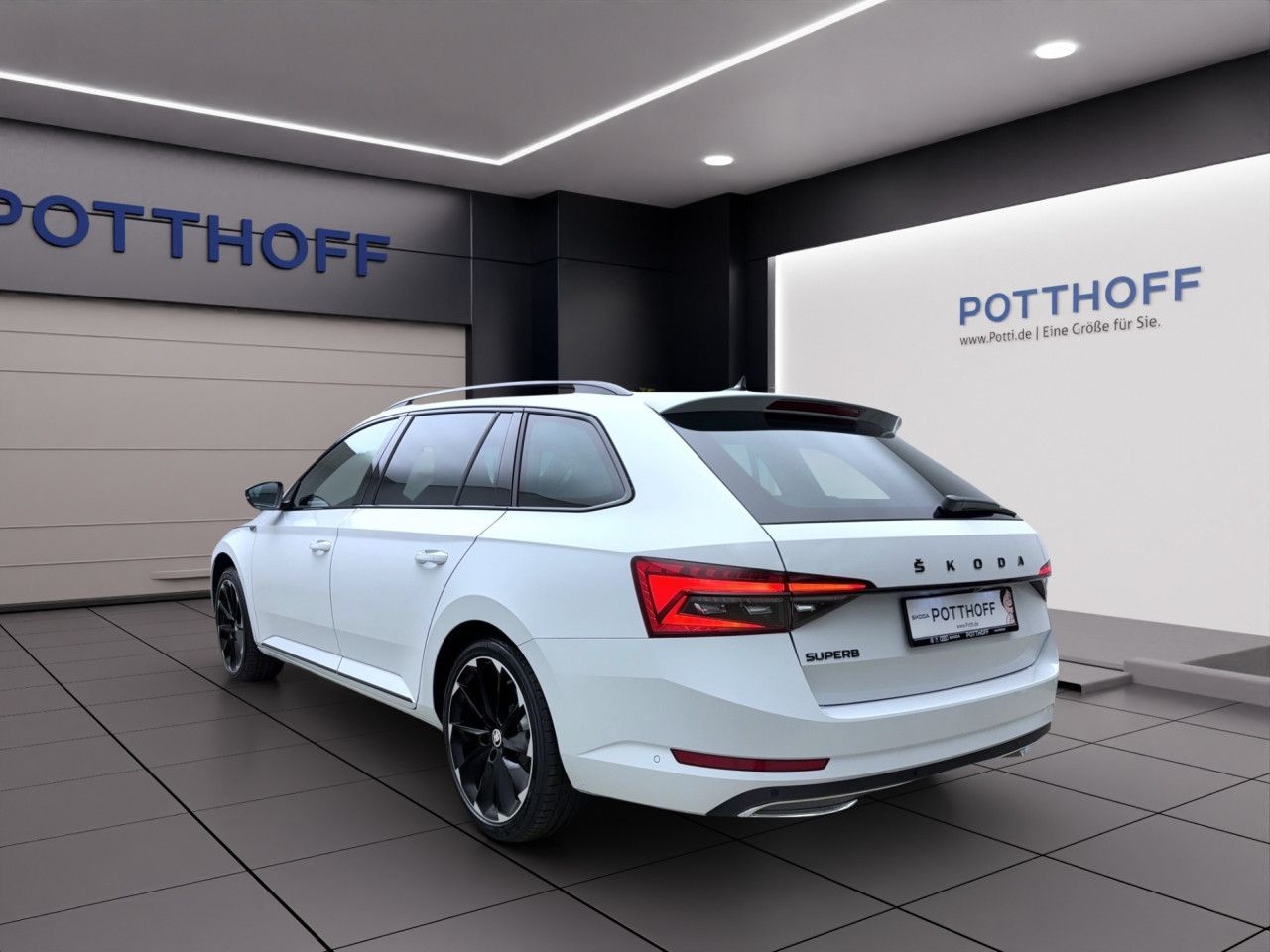 Skoda Superb COMBI SPORTLINE AHK STANDH PANO 360°-KAM MATRIX VOLL!!!