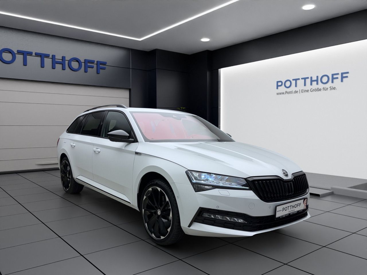 Skoda Superb COMBI SPORTLINE AHK STANDH PANO 360°-KAM MATRIX VOLL!!!