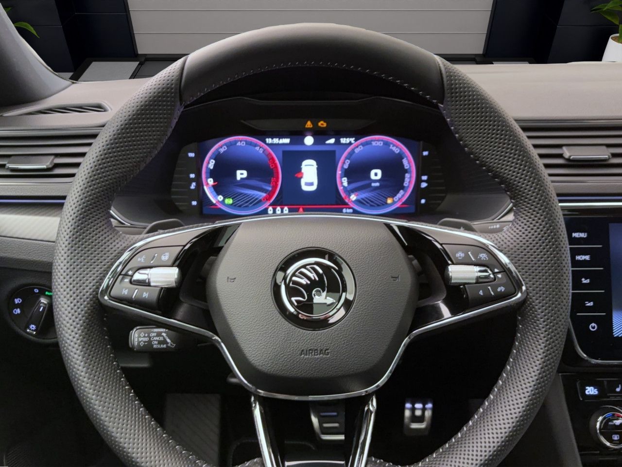 Skoda Superb COMBI SPORTLINE AHK STANDH PANO 360°-KAM MATRIX VOLL!!!