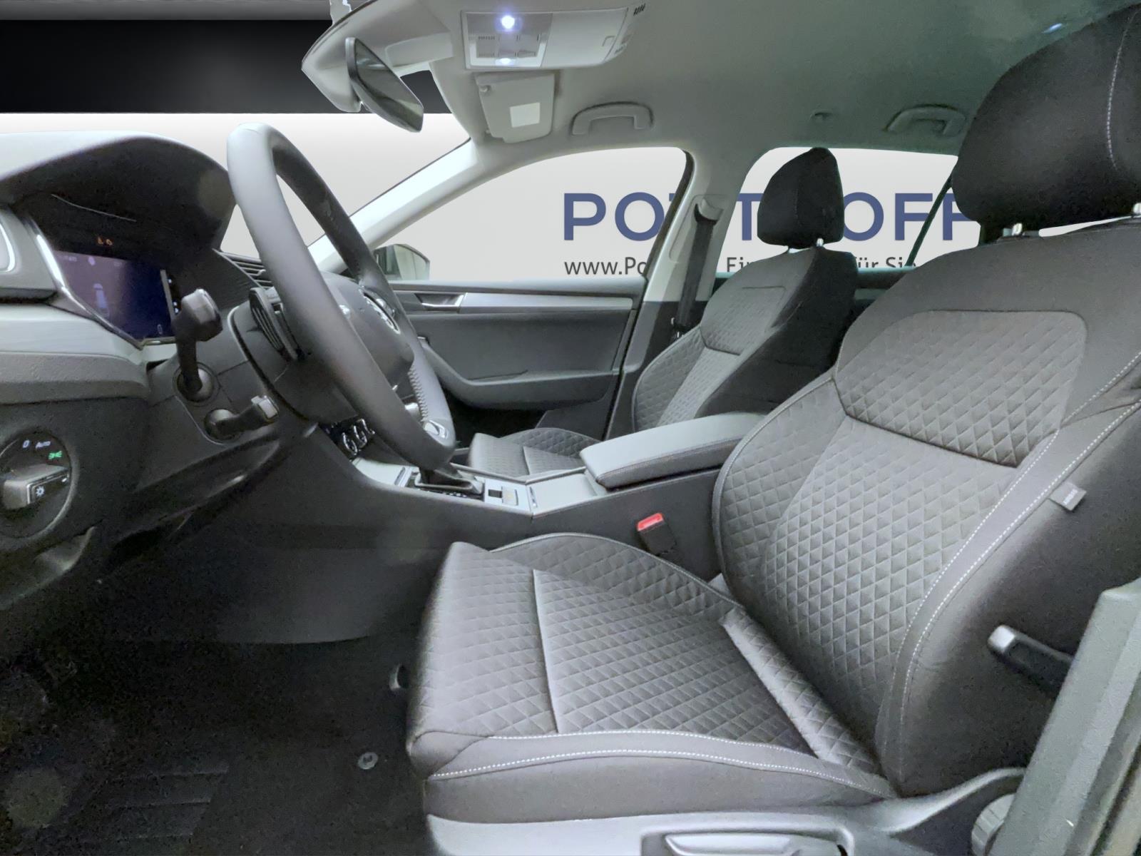 Skoda Superb COMBI AMBITIONAHK NAV LED KAM PDC SMARTLINK