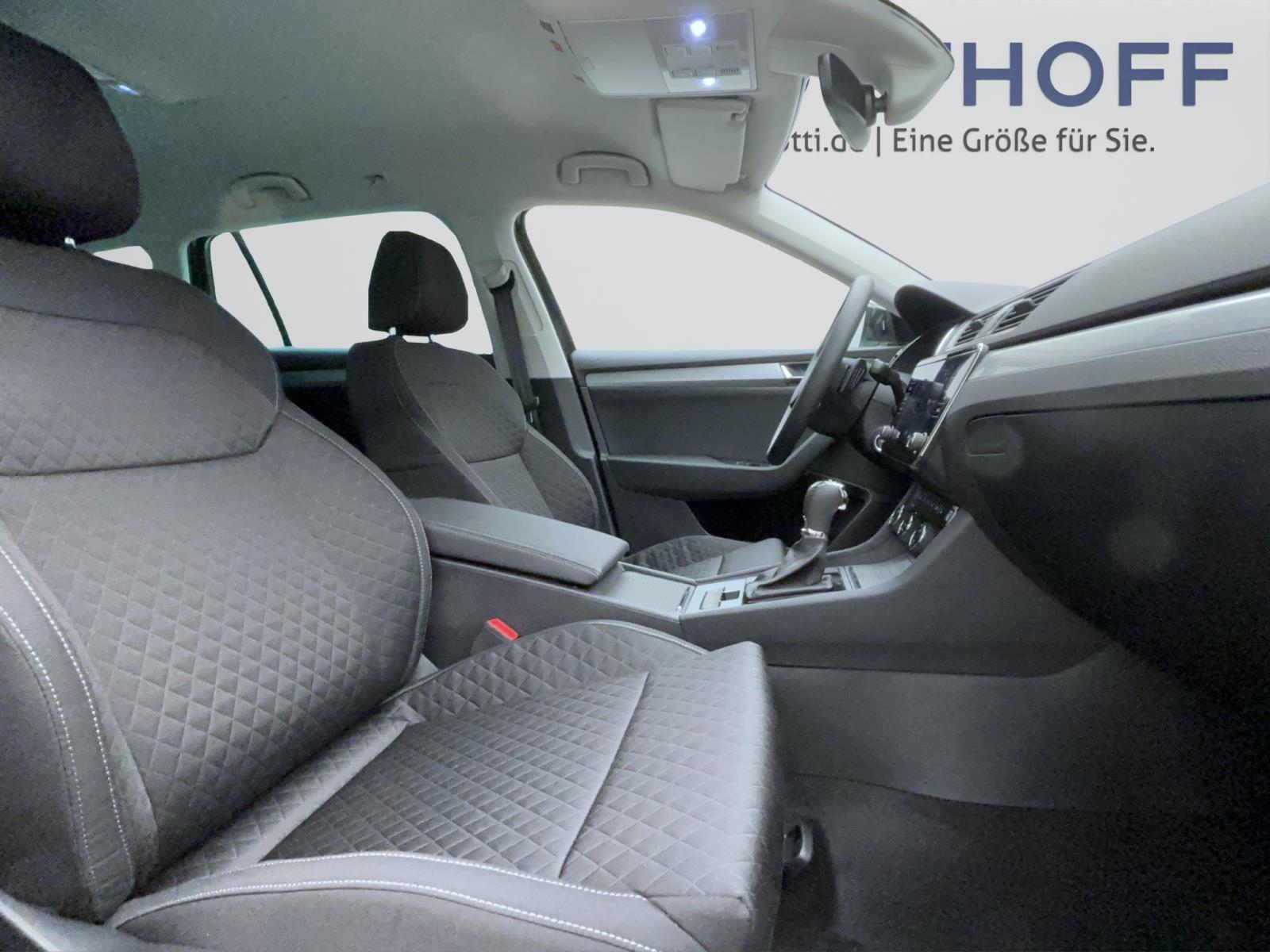 Skoda Superb COMBI AMBITIONAHK NAV LED KAM PDC SMARTLINK