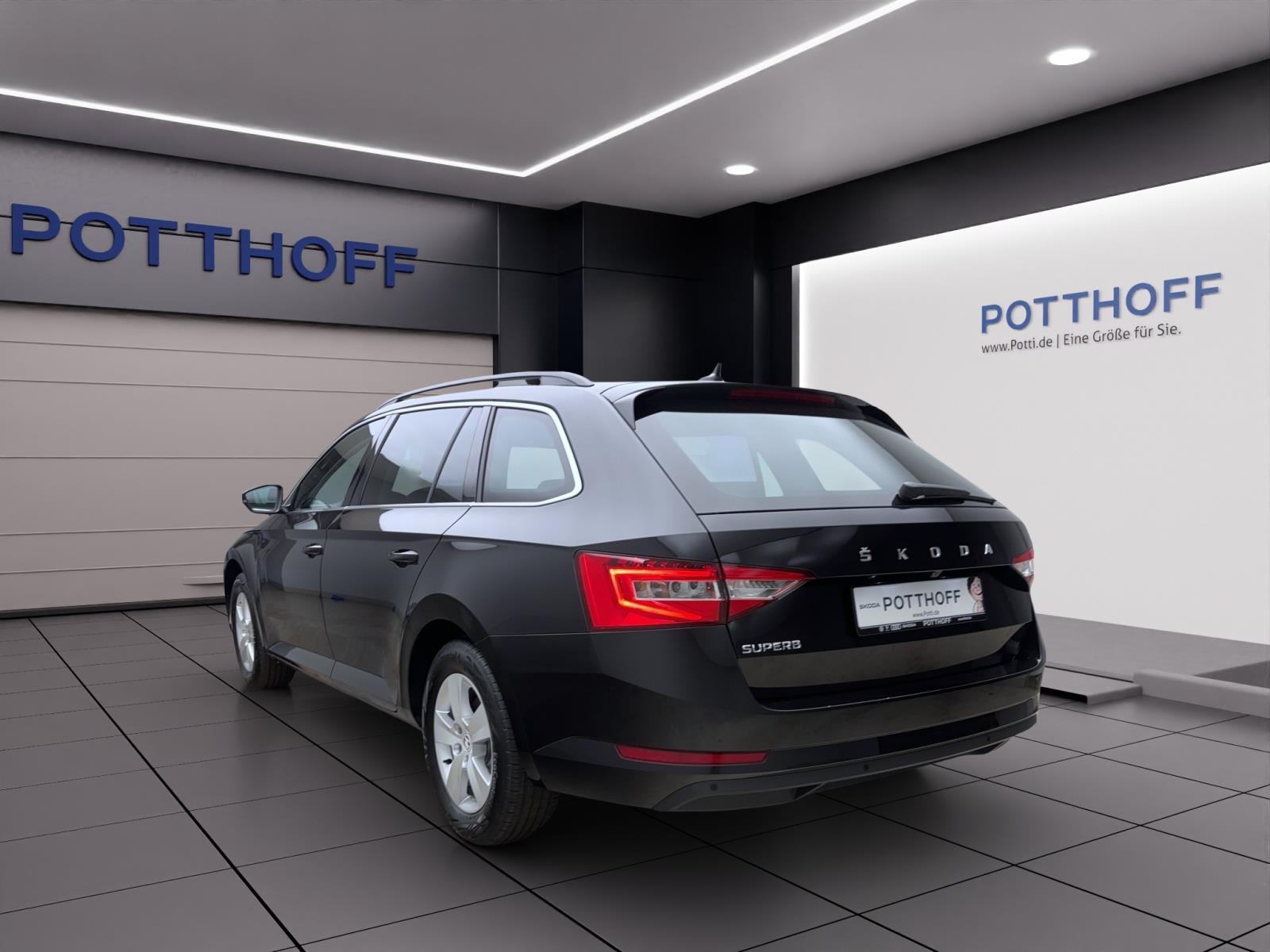Skoda Superb COMBI AMBITION DSG AHK NAV LED KAM PDC SMARTLINK