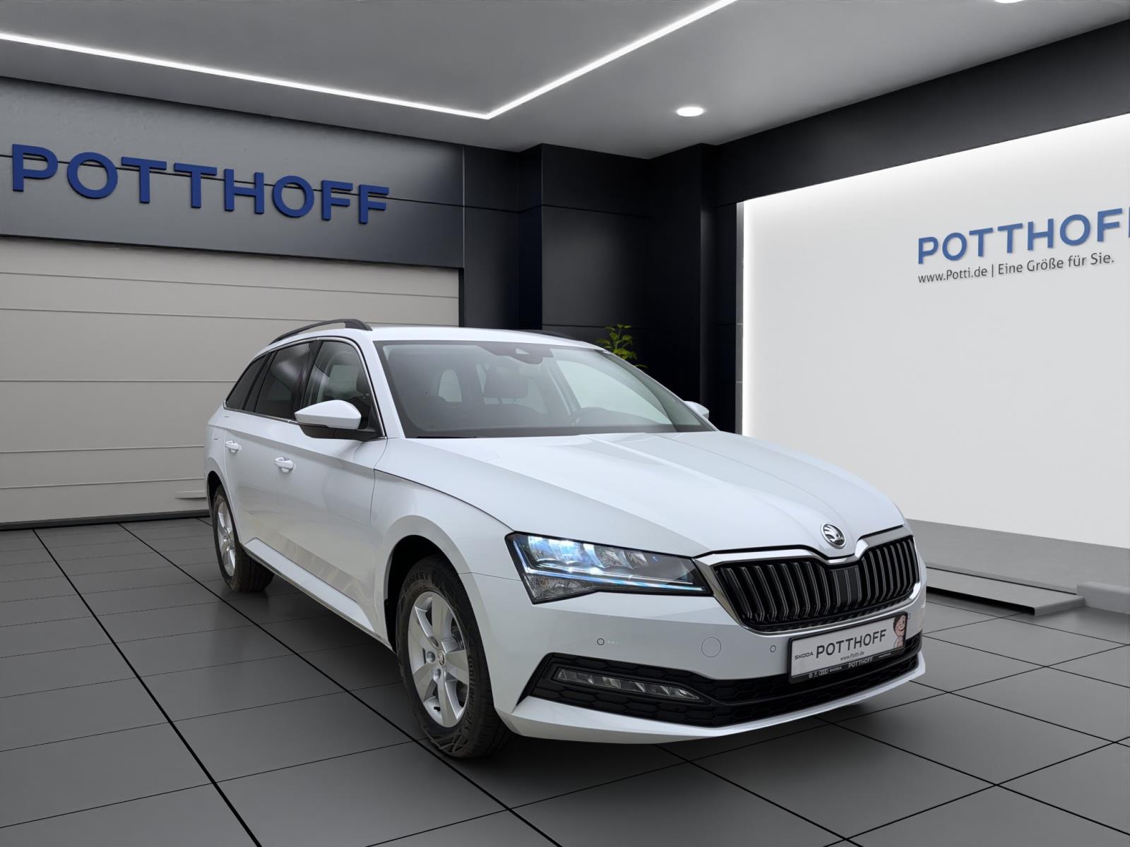 Skoda Superb COMBI AMBITION DSG AHK NAV LED KAM PDC SMARTLINK