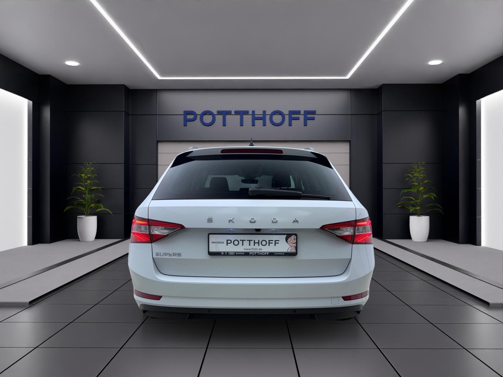 Skoda Superb COMBI AMBITIONDSG AHK NAV LED KAM PDC SMARTLINK