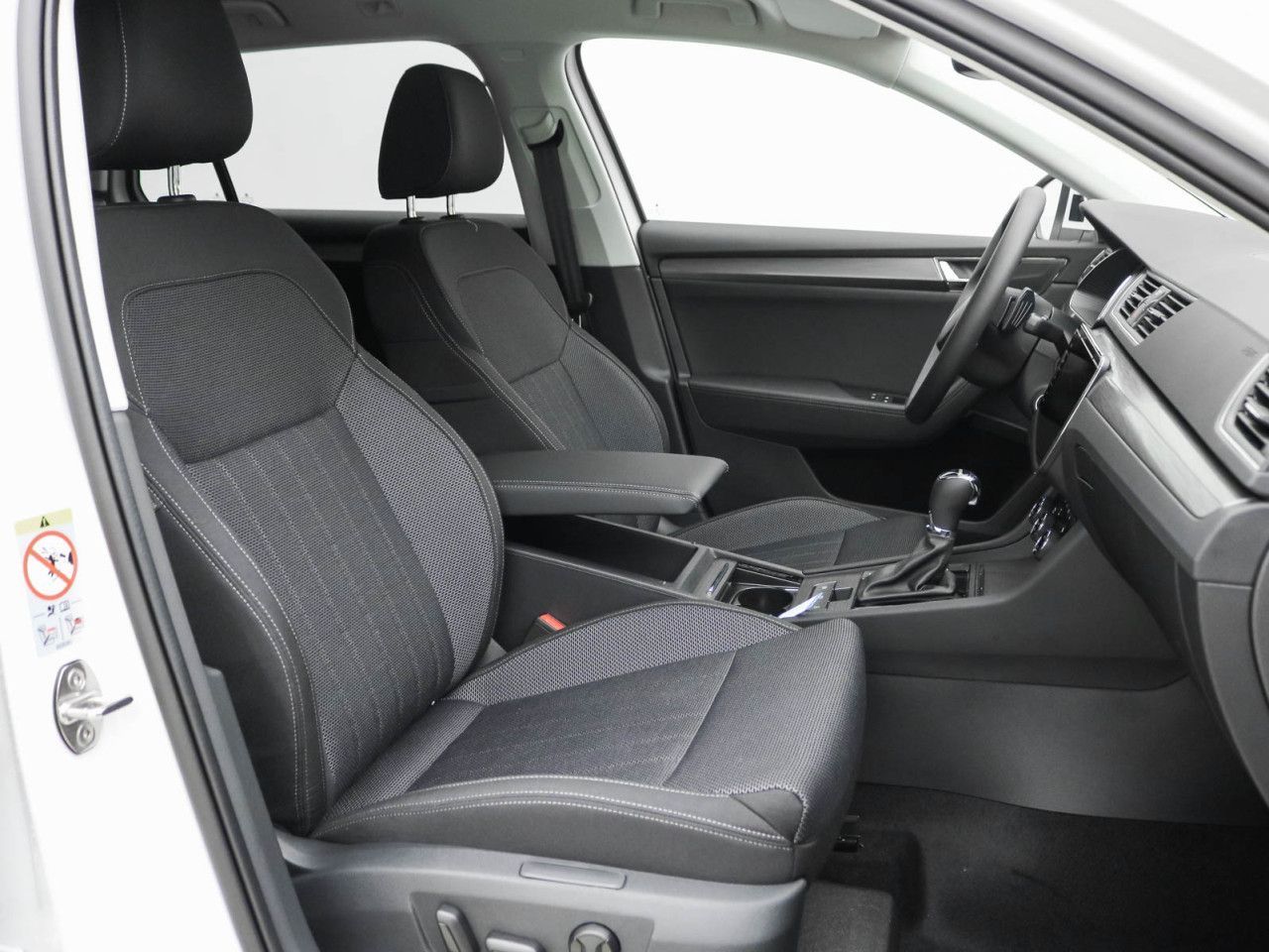 Skoda Superb COMBI STYLE 2.0 TDI DSG AHK MATRIX STANDH. ACC 360°