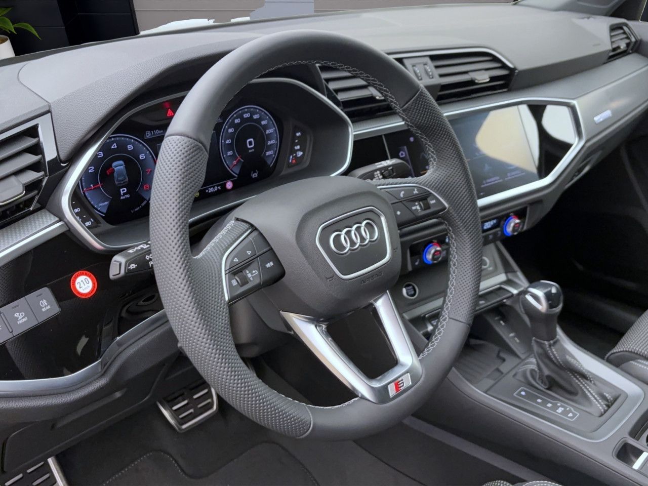 Audi Q3 35 TFSI S line