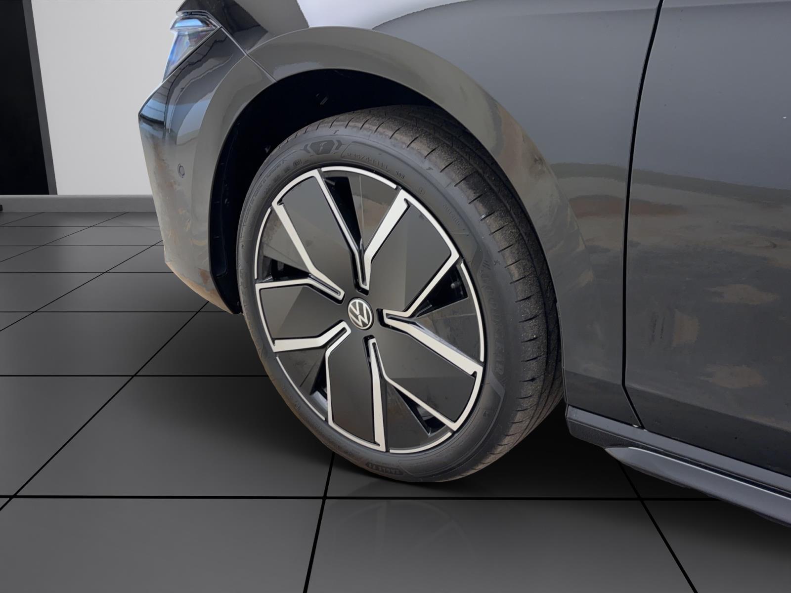 Volkswagen Passat Variant R-line 2.0 TDI SCR DSG