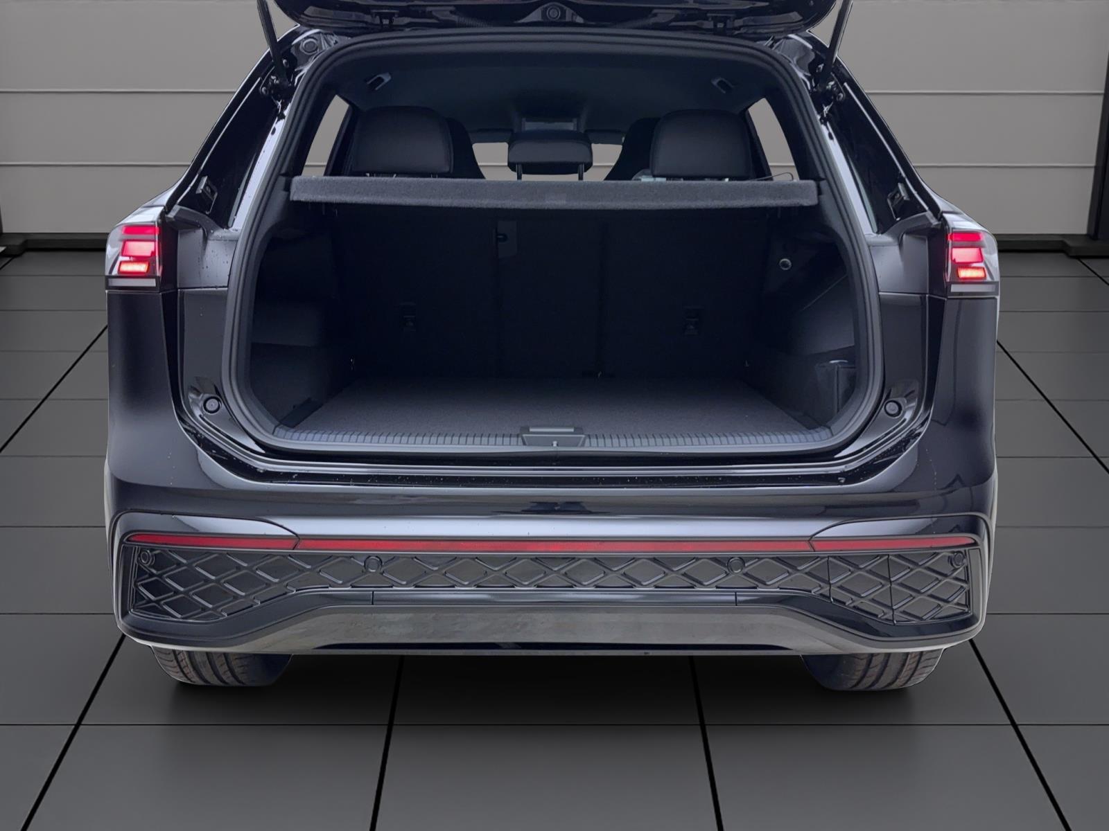 Volkswagen Tiguan R-Line1.5 eTSI DSG
