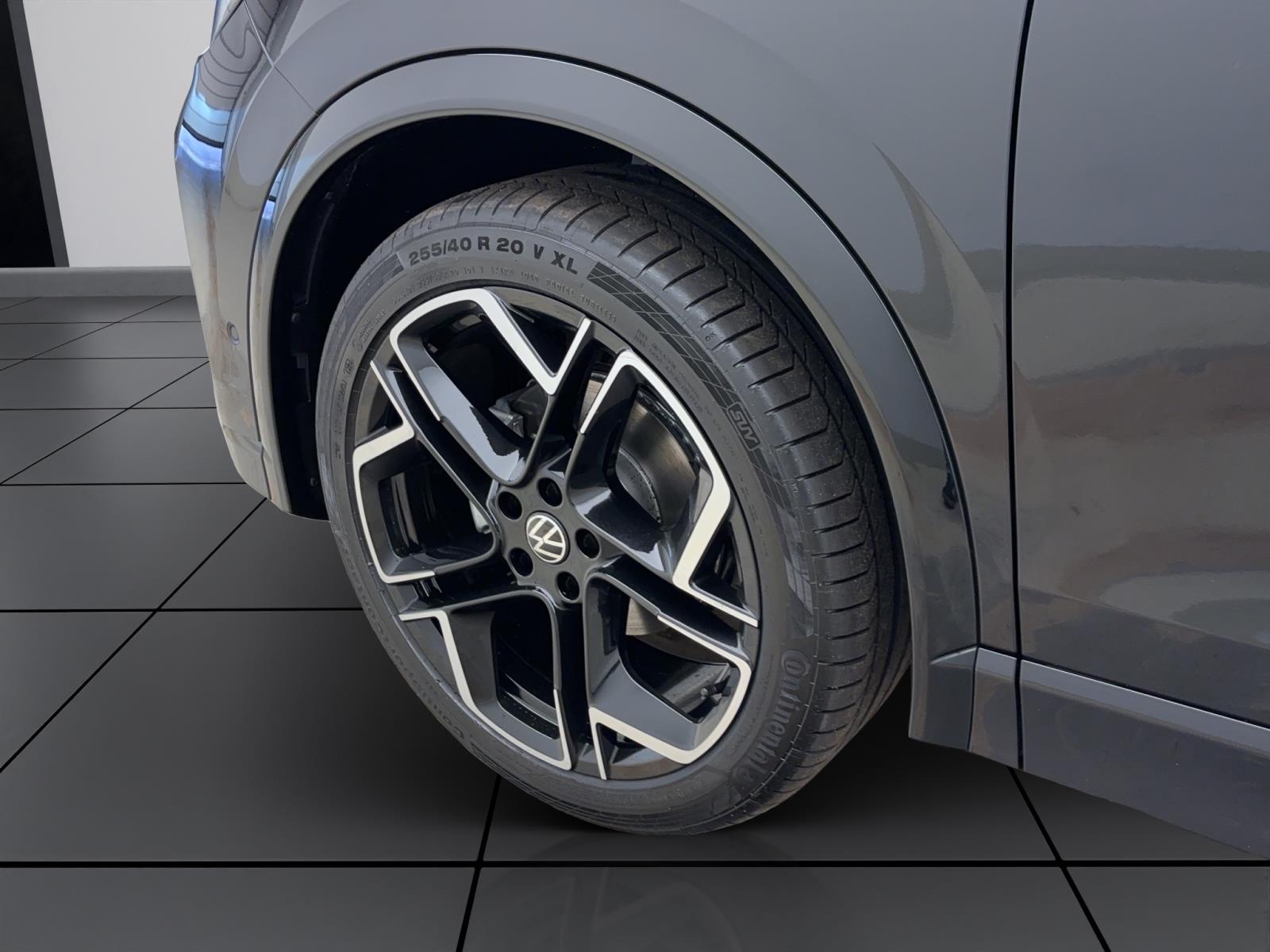 Volkswagen Tiguan R-Line1.5 eTSI DSG