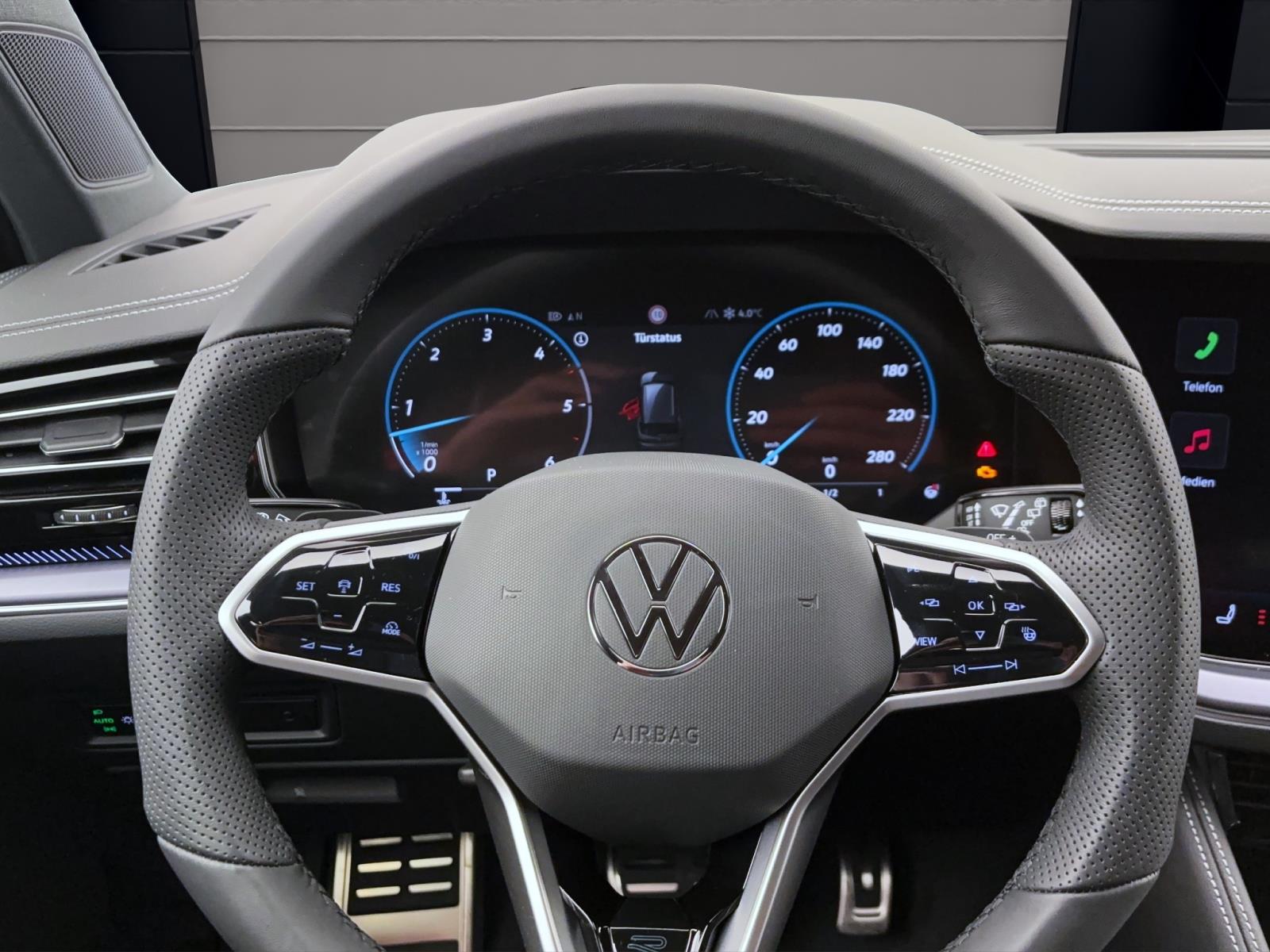 Volkswagen Touareg R-Line 3.0 TDI 170 kW 4Motion