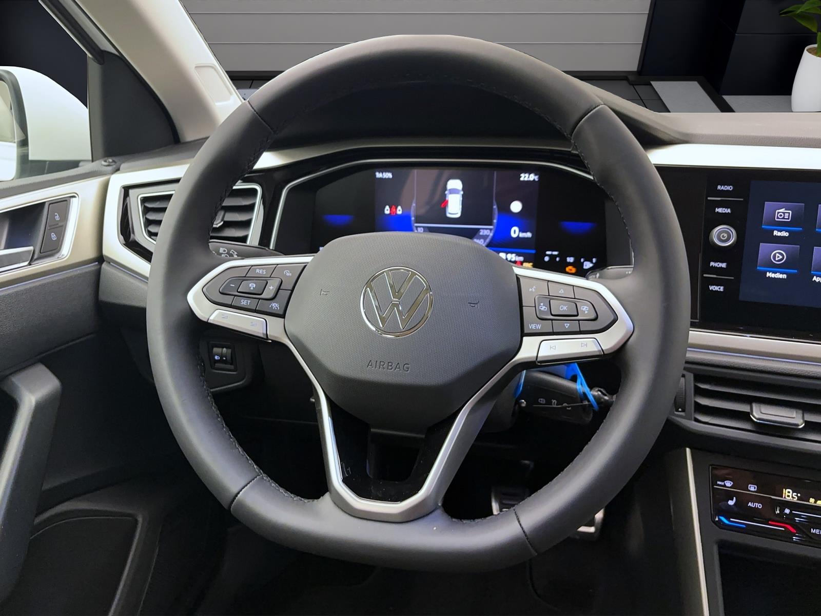 Volkswagen Polo MOVE1.0 TSI