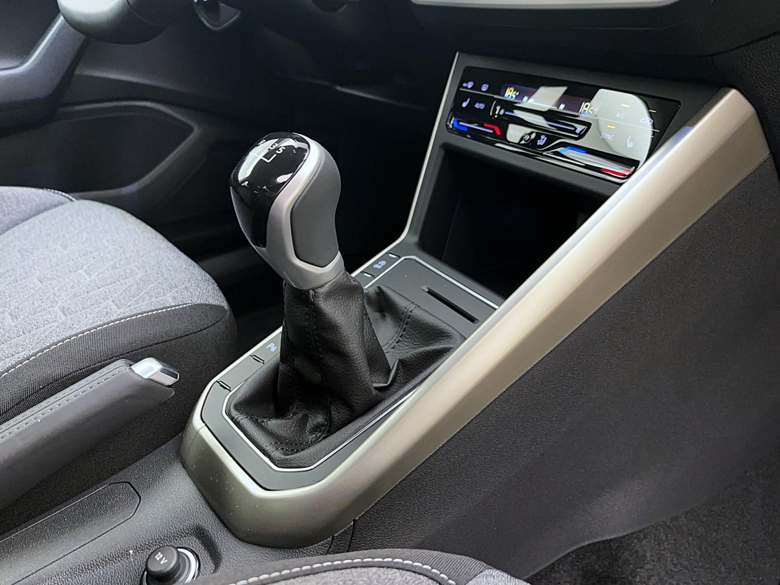 Volkswagen Polo MOVE1.0 TSI