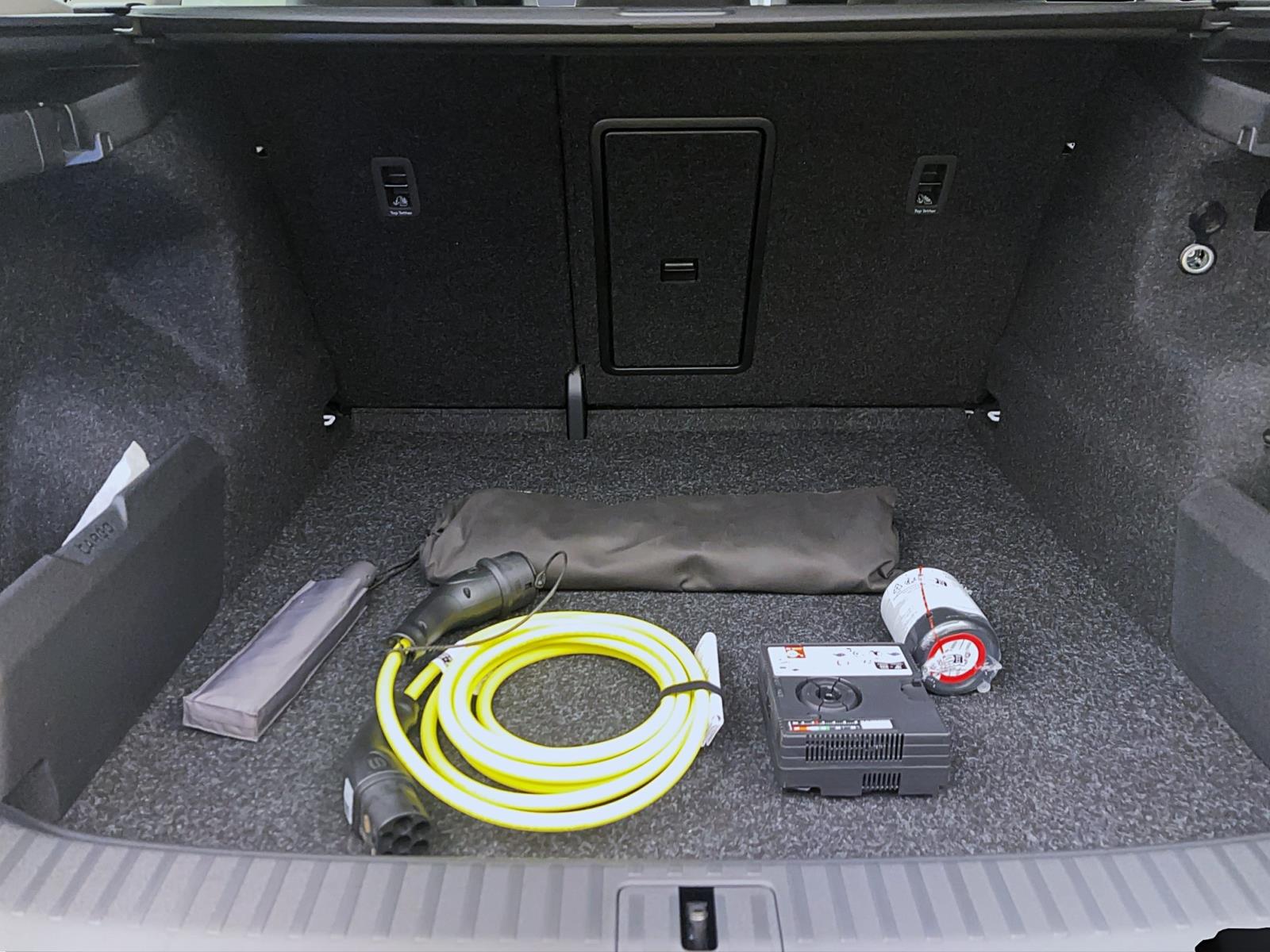 Skoda ENYAQ iV 85 PLUS AHK ACC 20 MATRIX WÄRMEP. SIDE-ASSIST