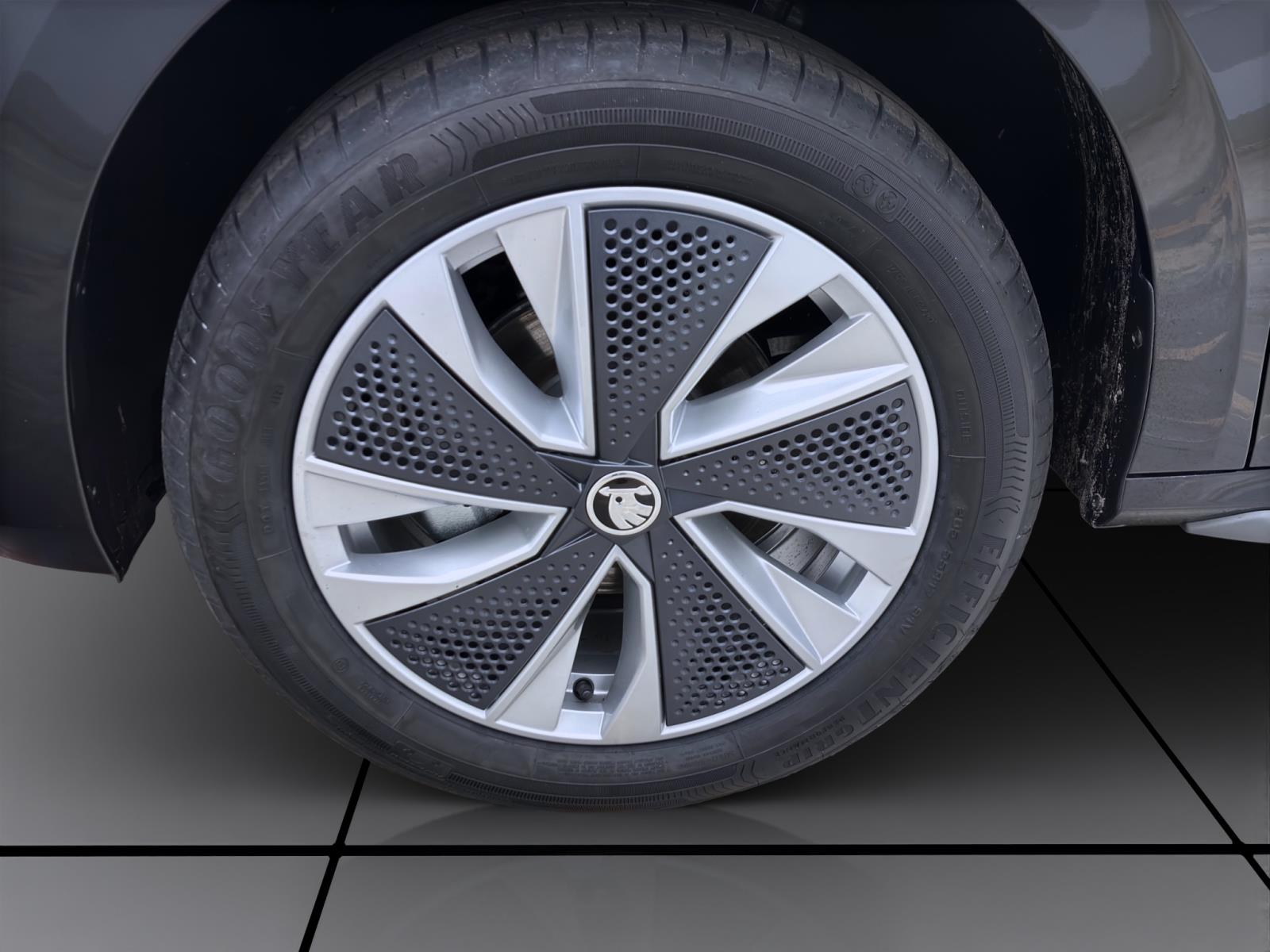 Skoda Kamiq DRIVE DSG AHK NAV KAM 17 MATRIX