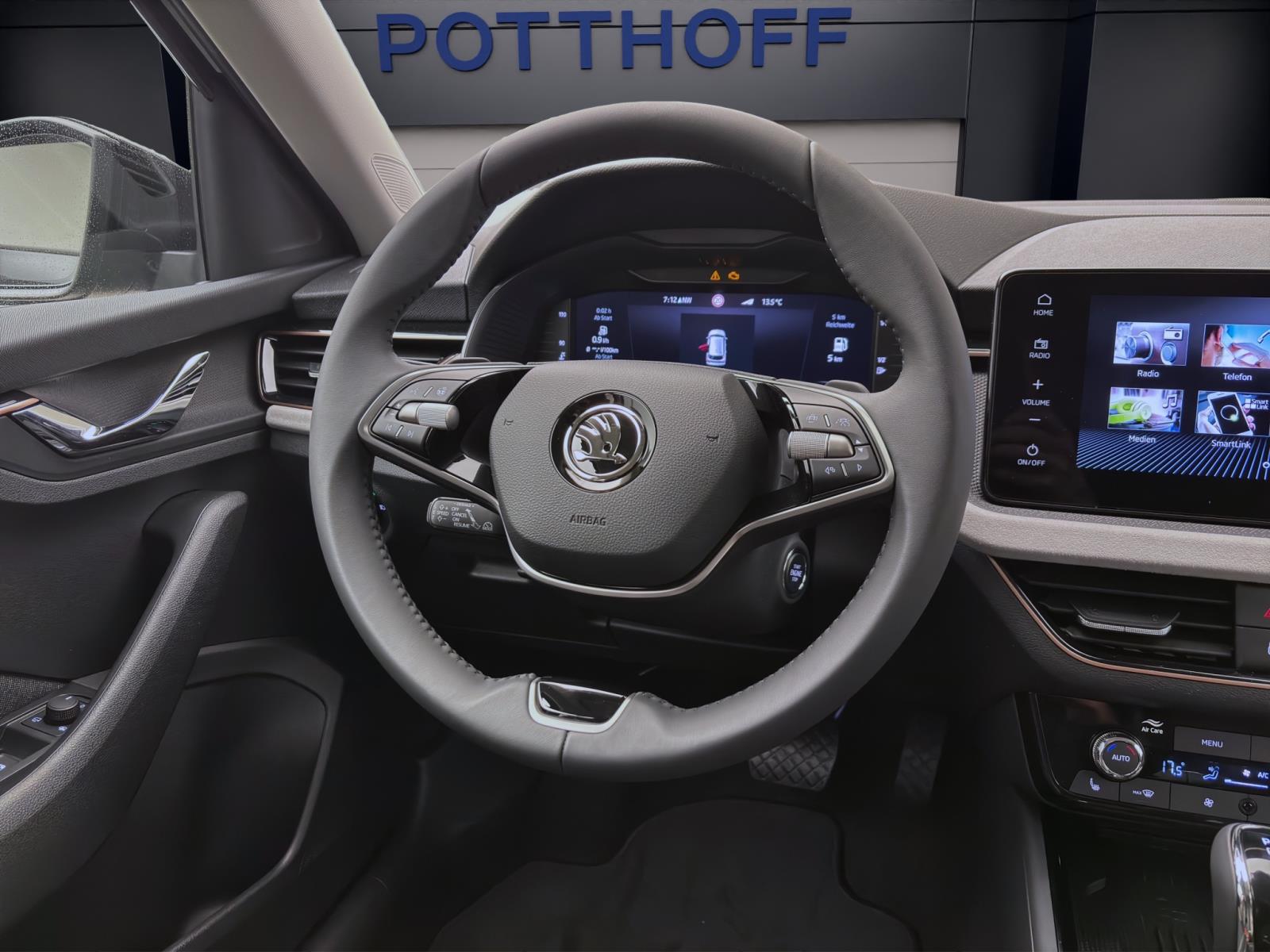 Skoda Kamiq DRIVE DSG AHK NAV KAM 17 MATRIX