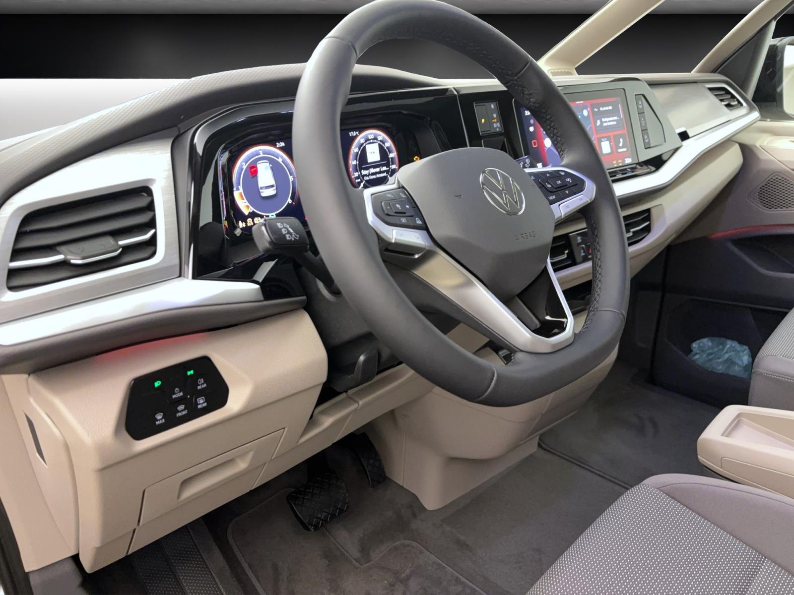 Volkswagen T7 Multivan Life 2,0 DSG TDI Lang Sofort Verfügbar