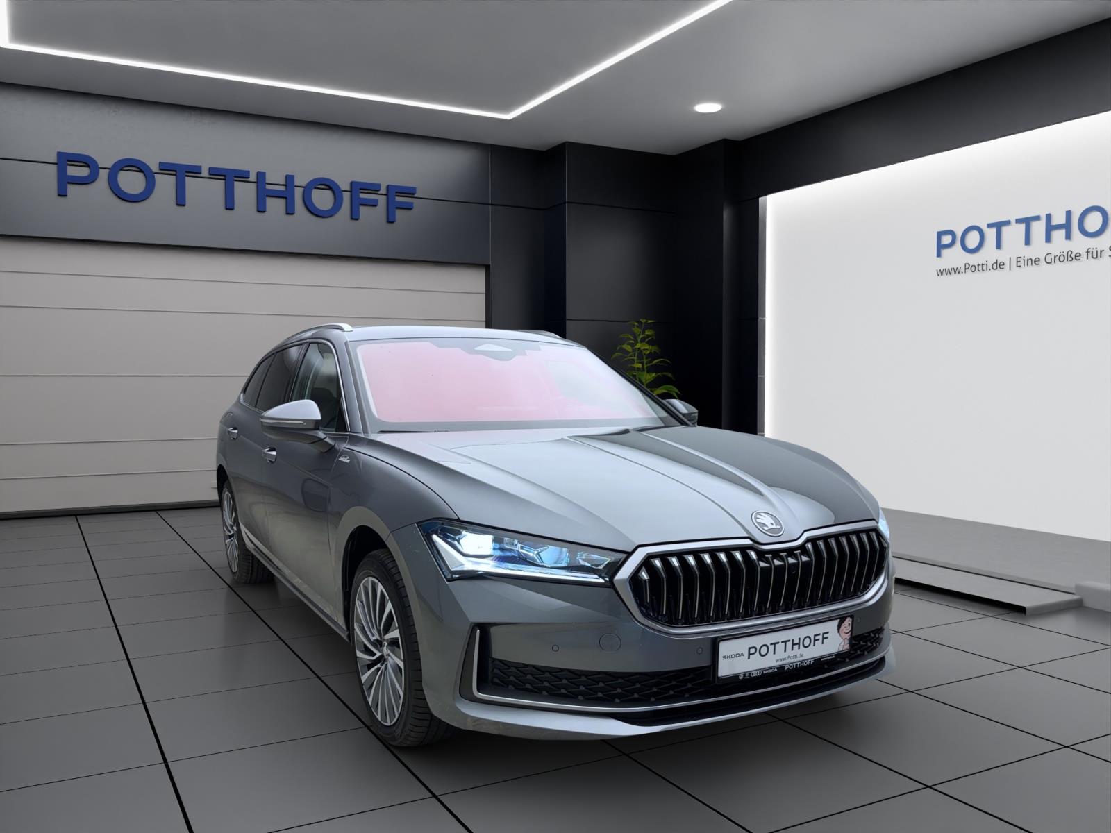 Skoda Superb COMBI L&K AHK NAV DCC KAM MATRIX CANTON