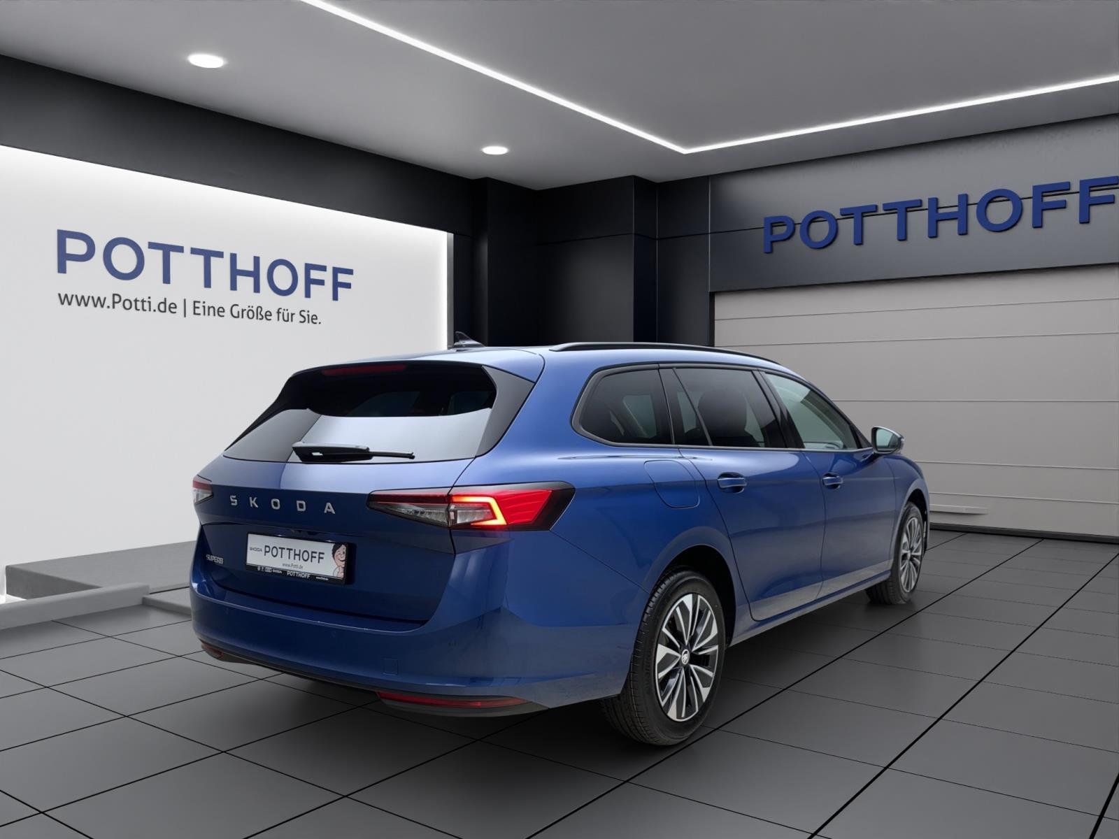 Skoda Superb COMBI SELECTION AHK NAVI KAM SPURW. ASSISTENZ-P. WINTER-P.
