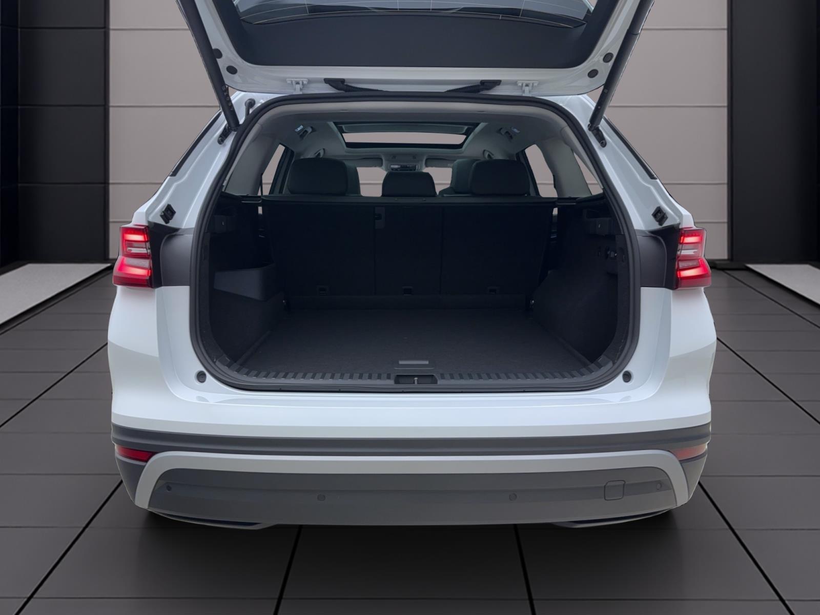 Skoda Kodiaq SELECTION 4X4 AHK STANDH. PANO 20 NAV ASSISTENZ, LICH & INFOT.+