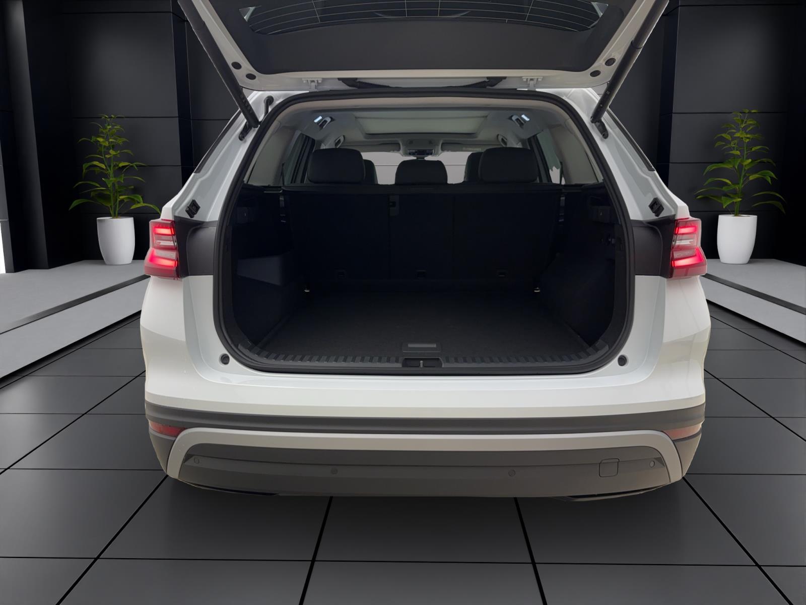 Skoda Kodiaq SELECTION 4X4AHK STANDH. PANO 20 NAV ASSISTENZ, LICH & INFOT.+